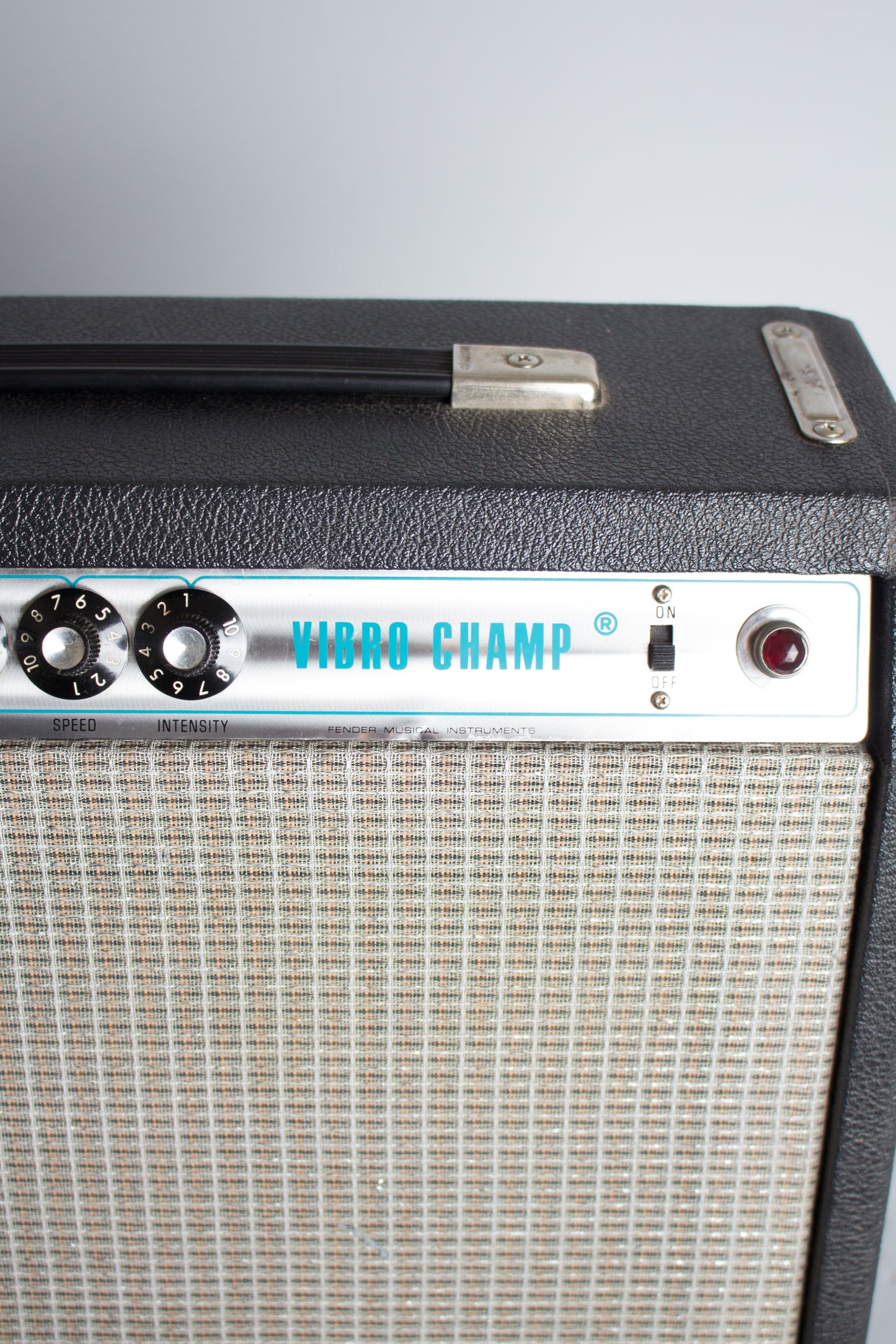 Fender Vibro-Champ Tube Amplifier (1978)