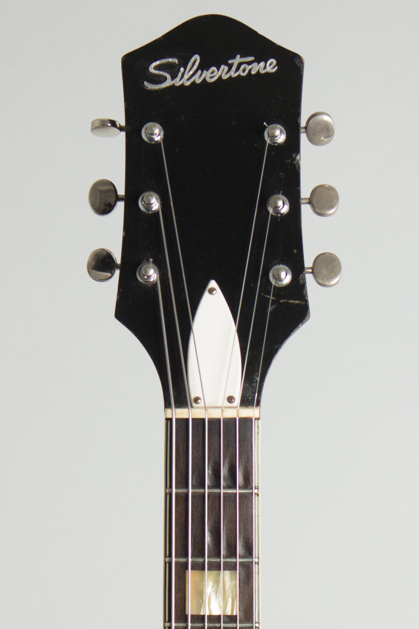 Harmony Silvertone Model 1446L Thinline Hollow Body Electric Guitar (1960s)