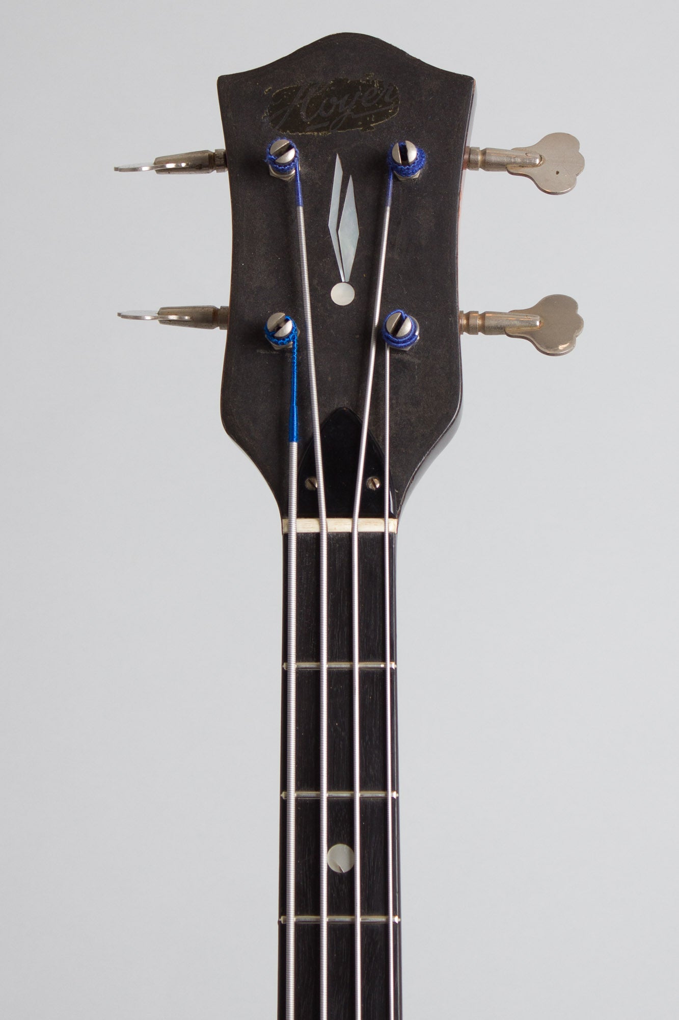 Hoyer Model 43 London Bass Semi-Hollow Body Electric Bass Guitar (1967)
