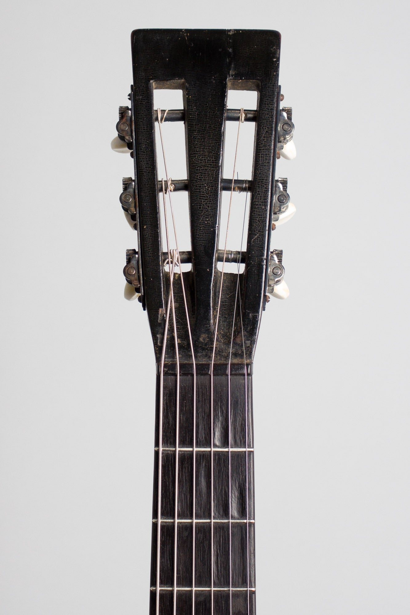 Washburn Style 115 Flat Top Acoustic Guitar (1908)