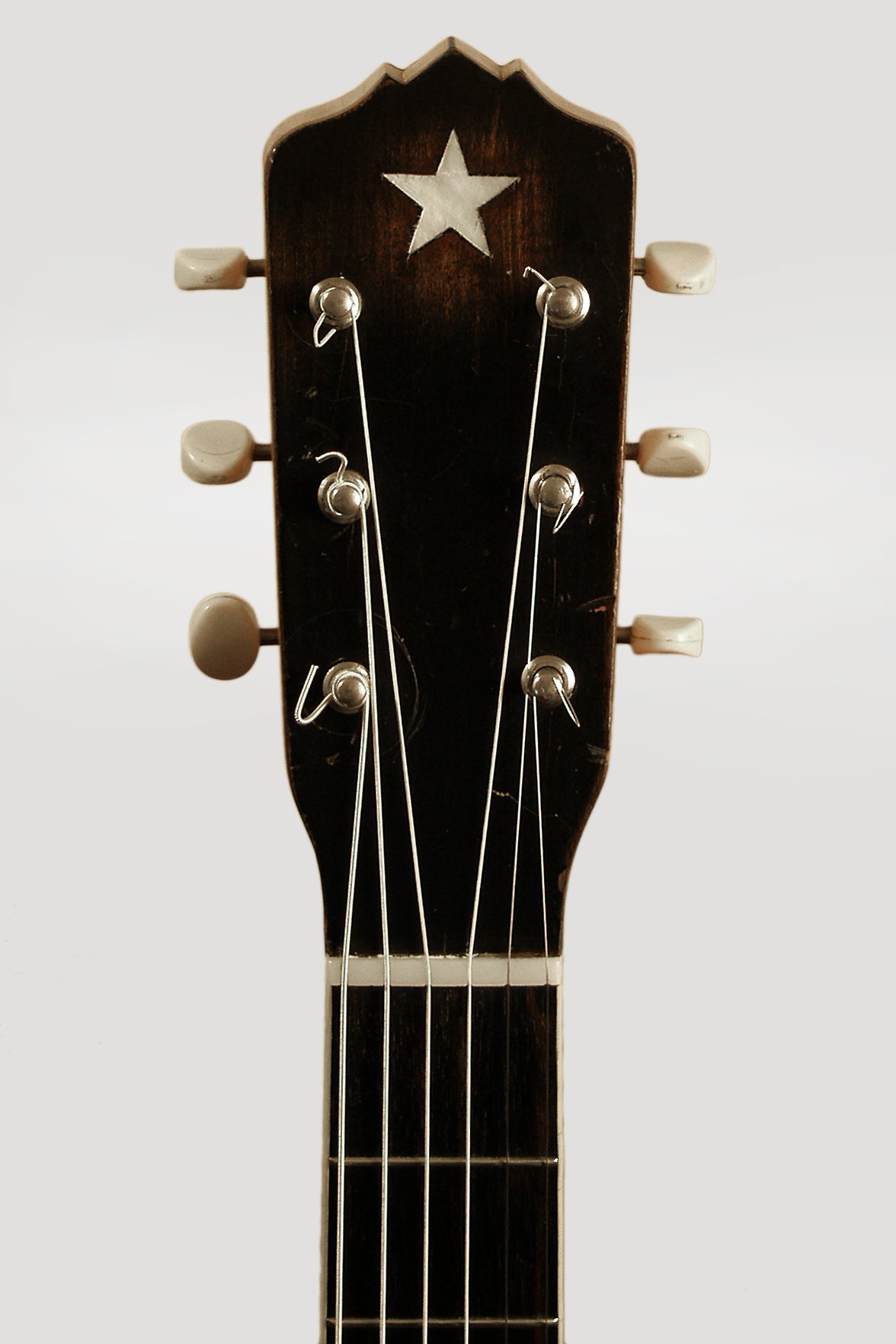 Vega Whyte Laydie Guitar Banjo (1925)
