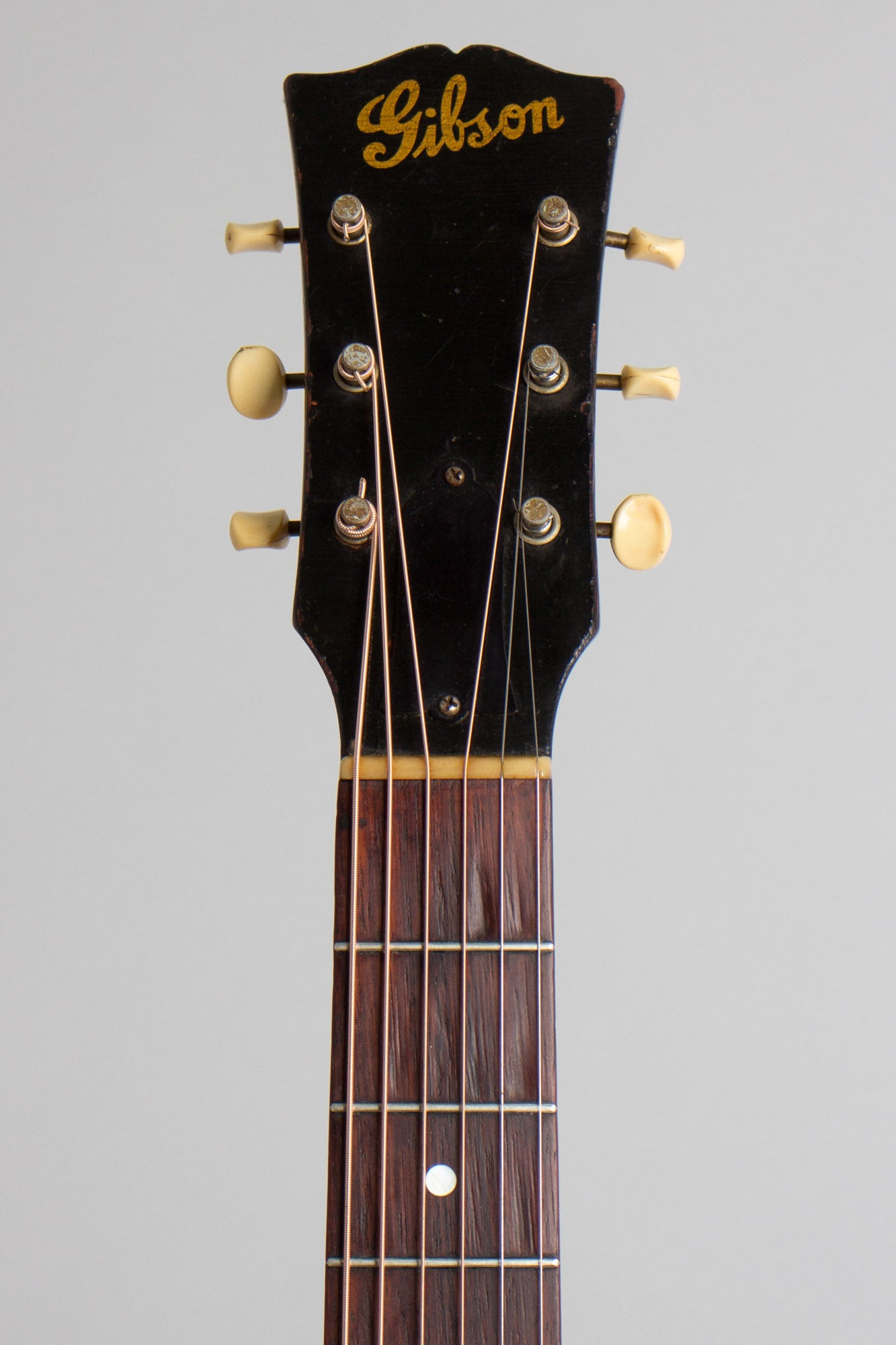 Gibson J-45 Flat Top Acoustic Guitar (1946-7)