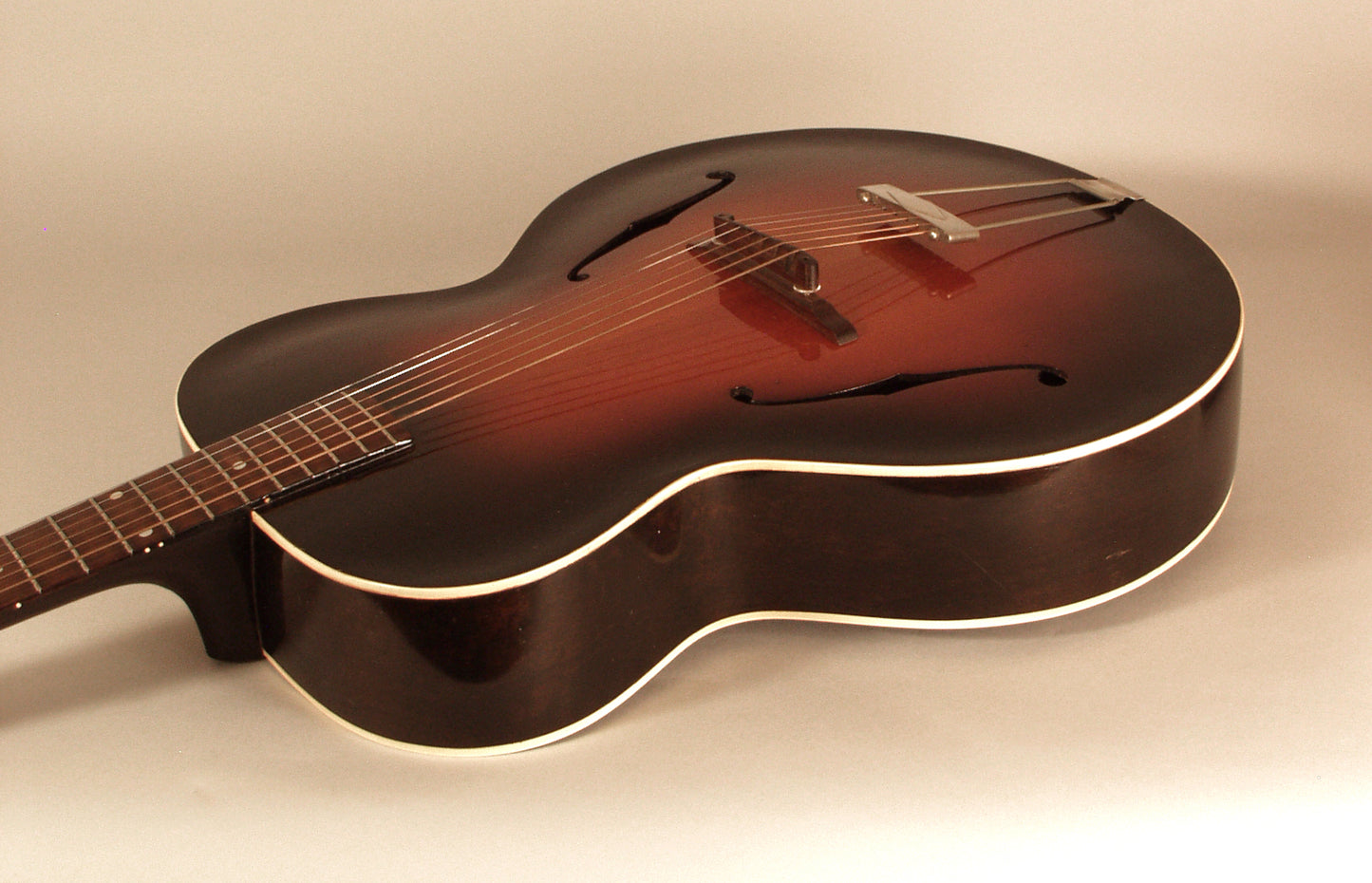 Gibson L-50 Arch Top Acoustic Guitar (1938)