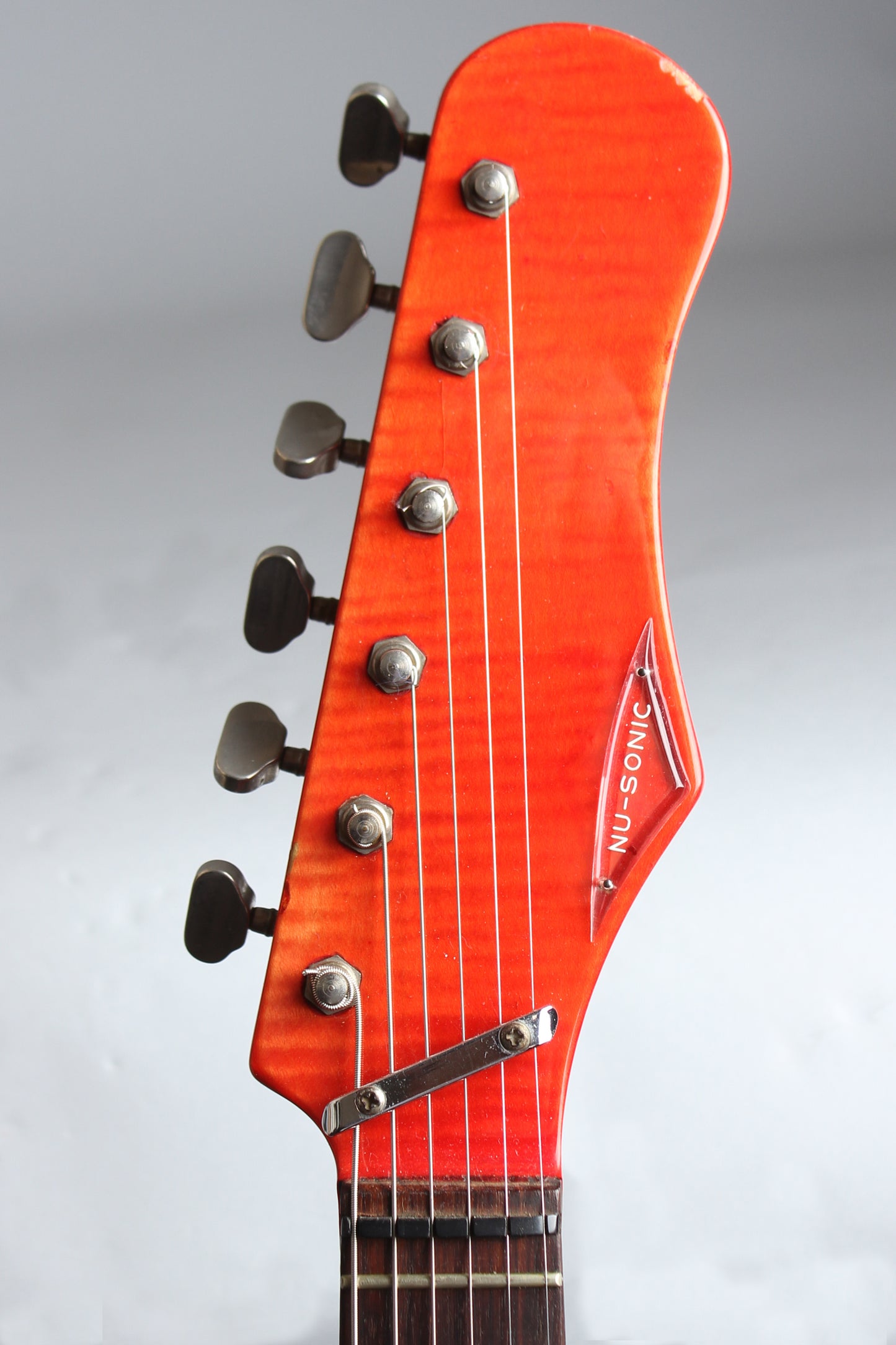 Baldwin - Burns Nu-Sonic Solid Body Electric Guitar (1965)