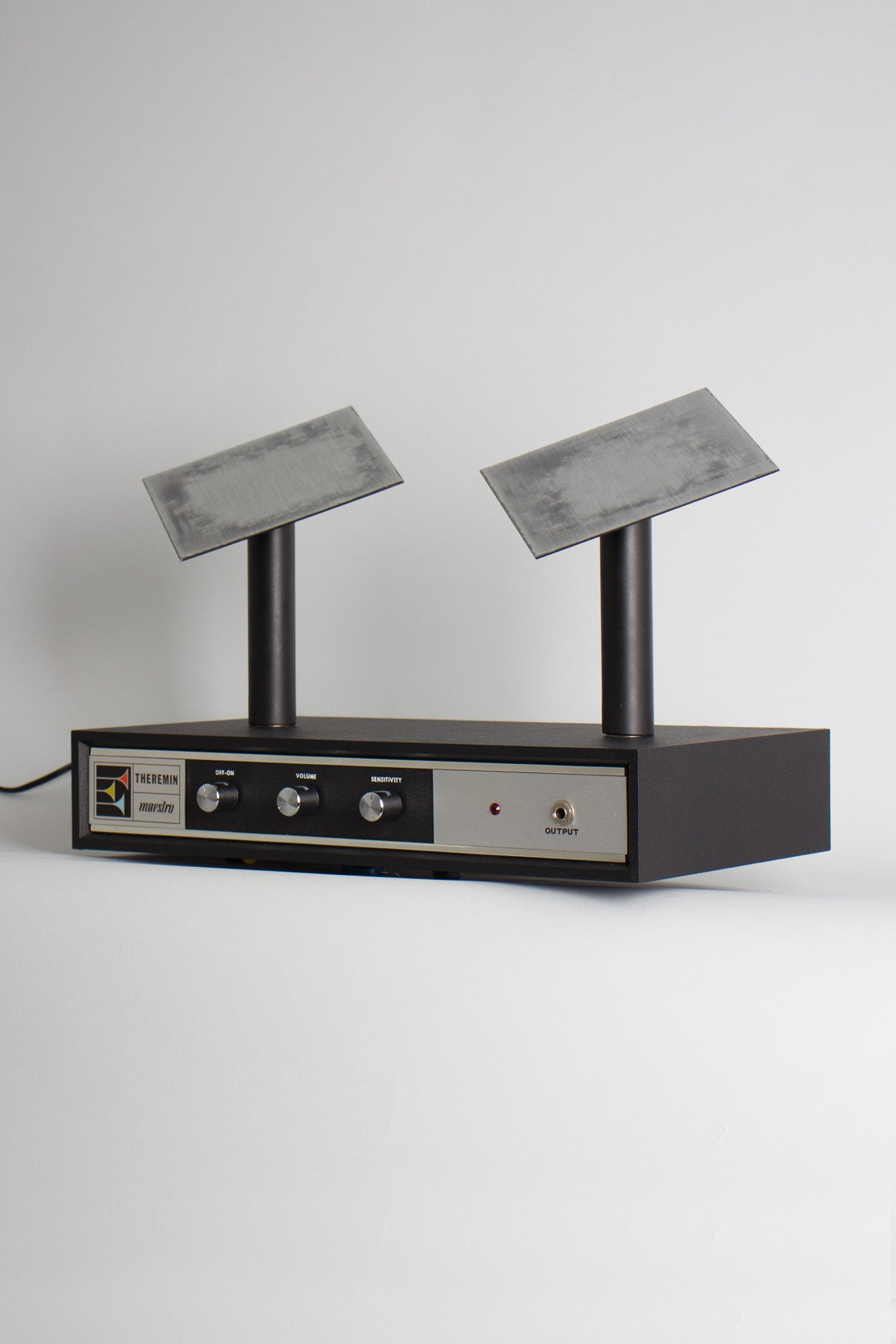 Maestro TH-1 Theremin (1970s)