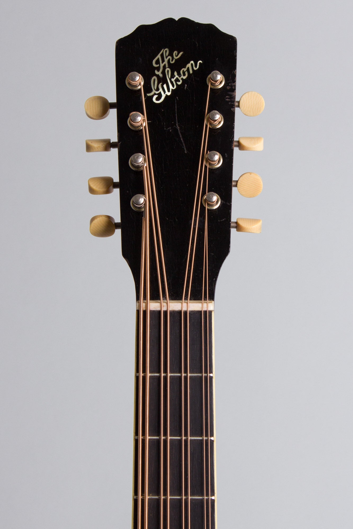 Gibson K-1 Carved Top Mandocello (1921)