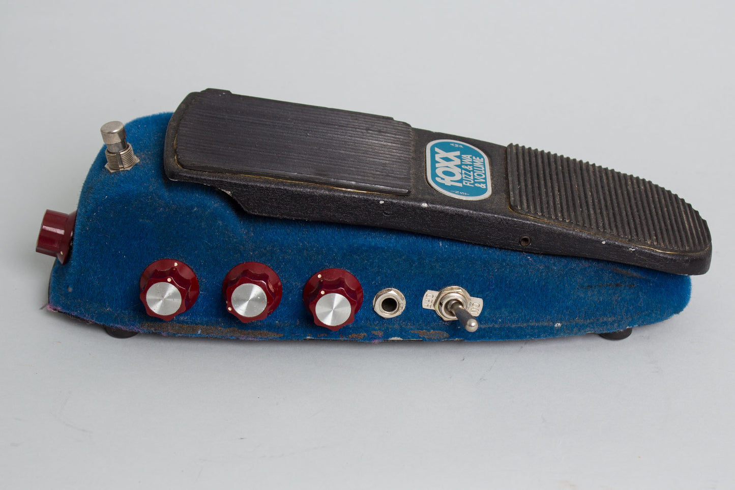 Foxx Fuzz & Wa & Volume Fuzz Effect (1970)