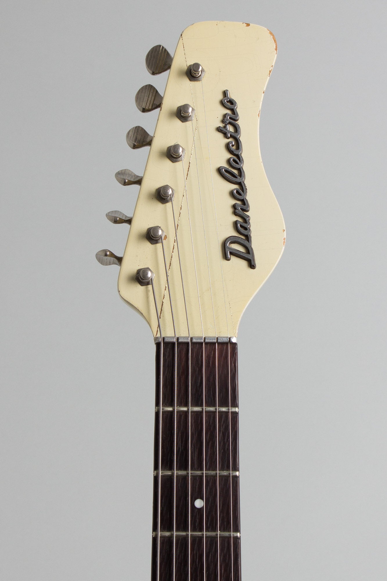 Danelectro Dane D3V Solid Body Electric Guitar (1967)