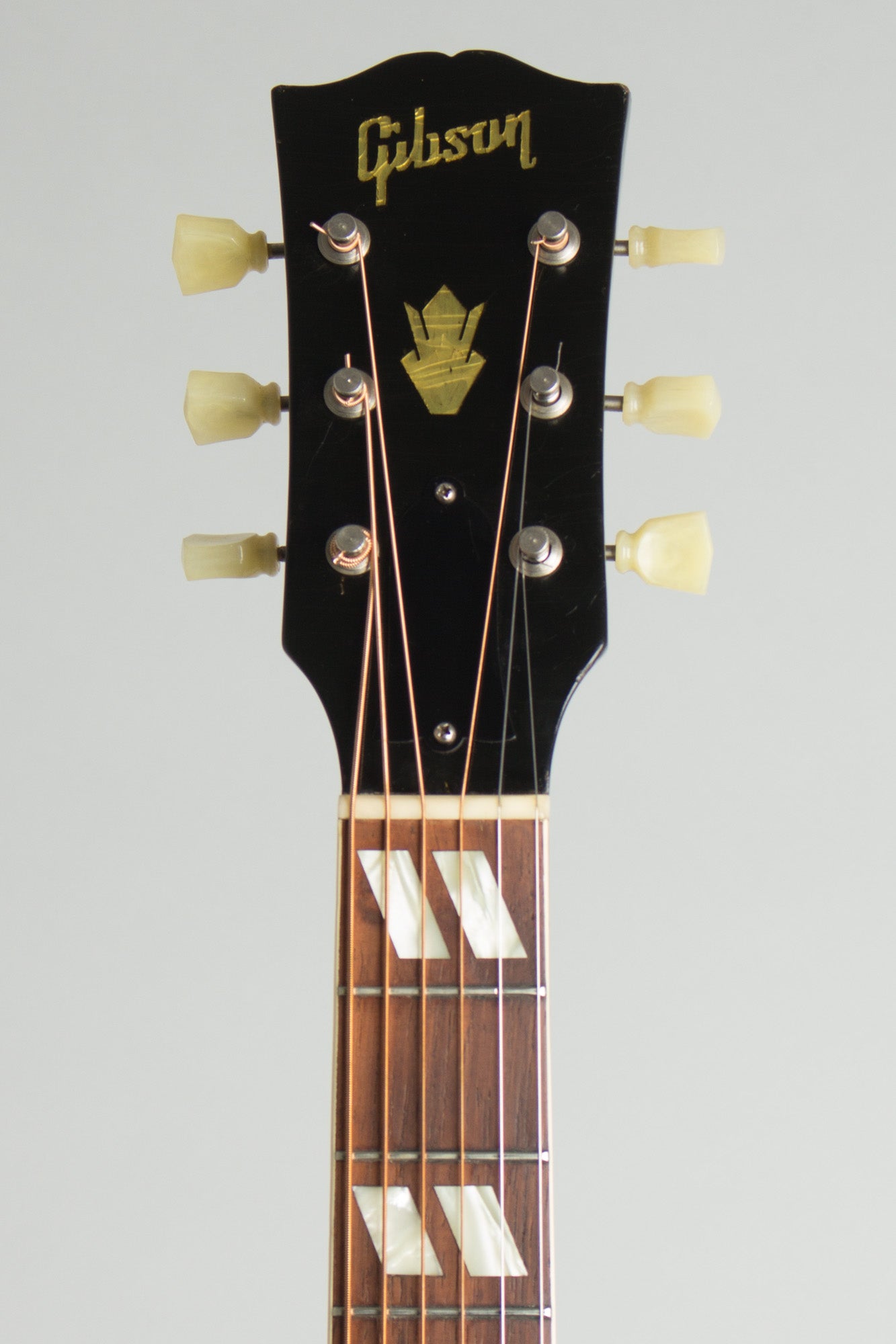 Gibson L-4 Arch Top Acoustic Guitar (1948)