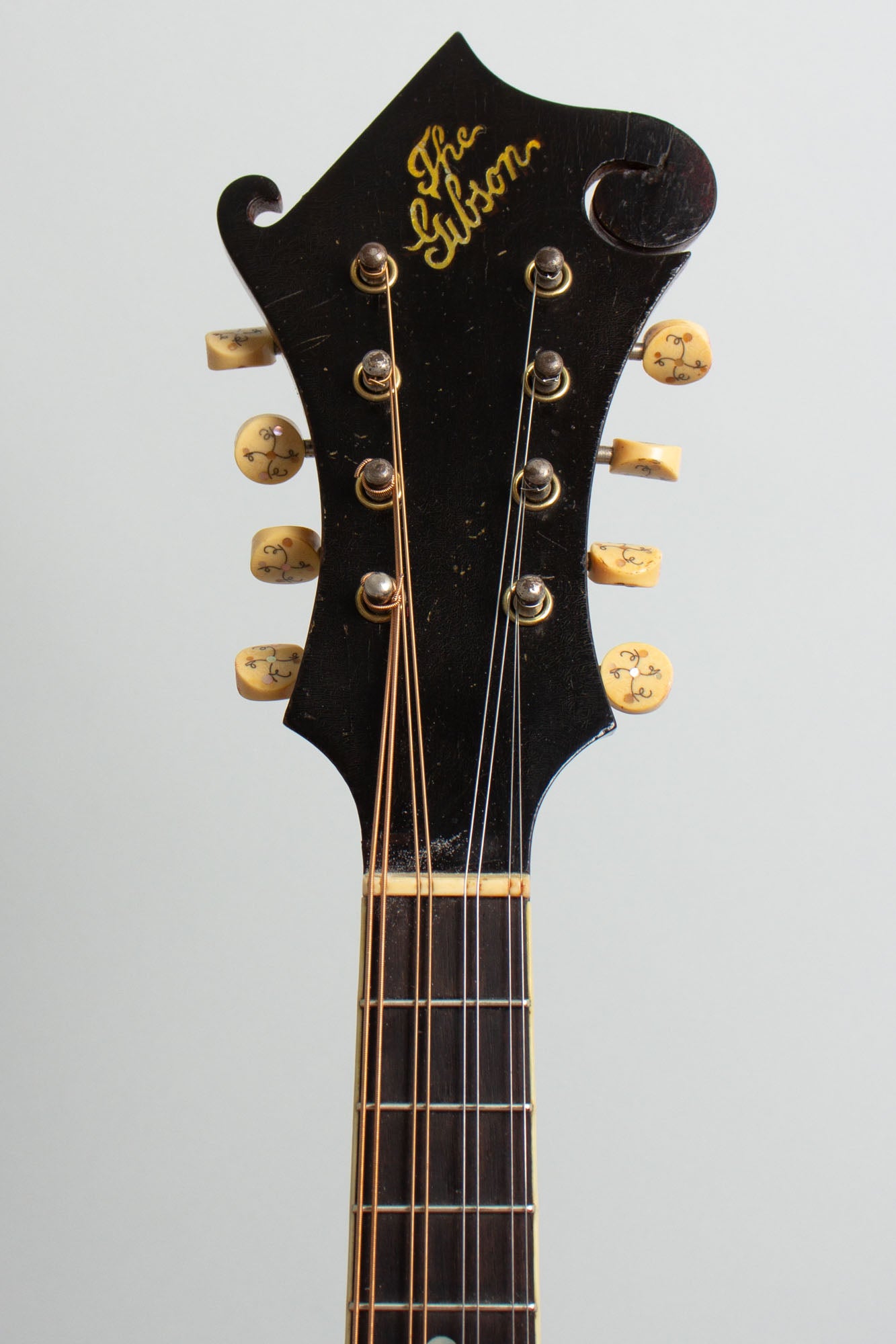 Gibson F-2 Carved Top Mandolin (1914)