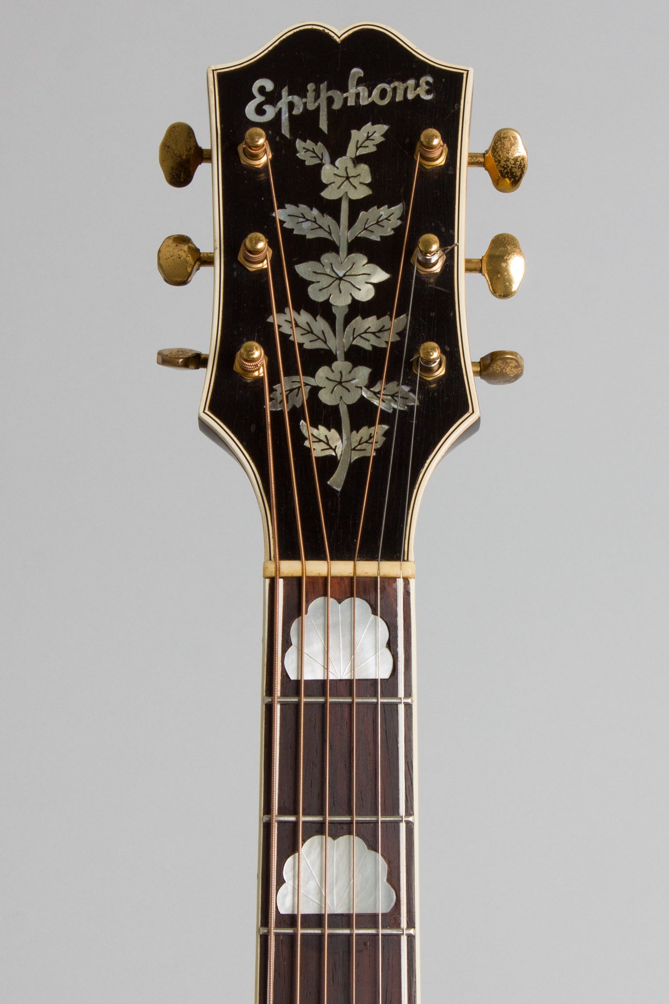 Epiphone DeLuxe Arch Top Acoustic Guitar (1940)
