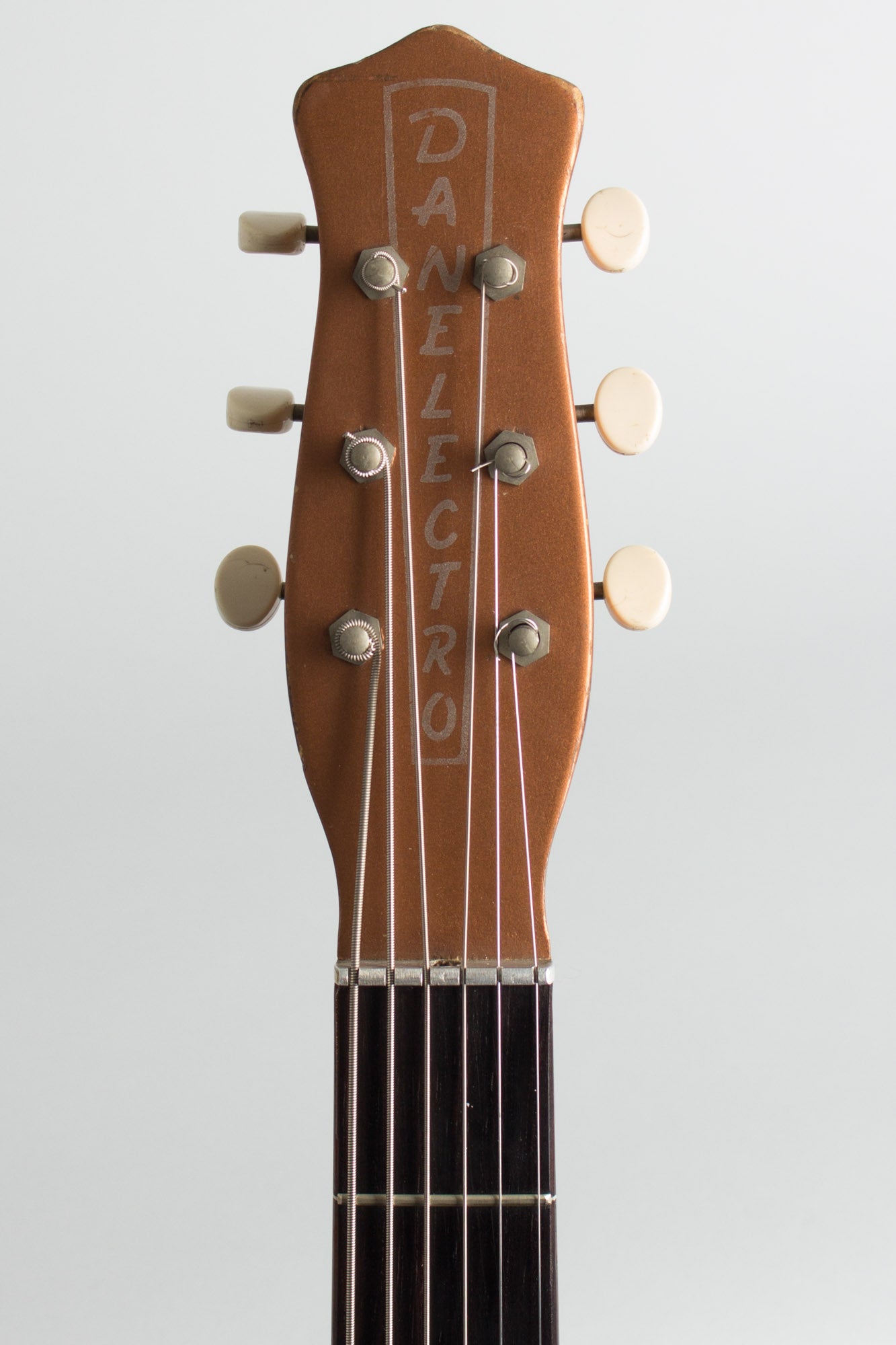 Danelectro Standard Shorthorn Model 3612 Electric 6-String Bass Guitar (1958)