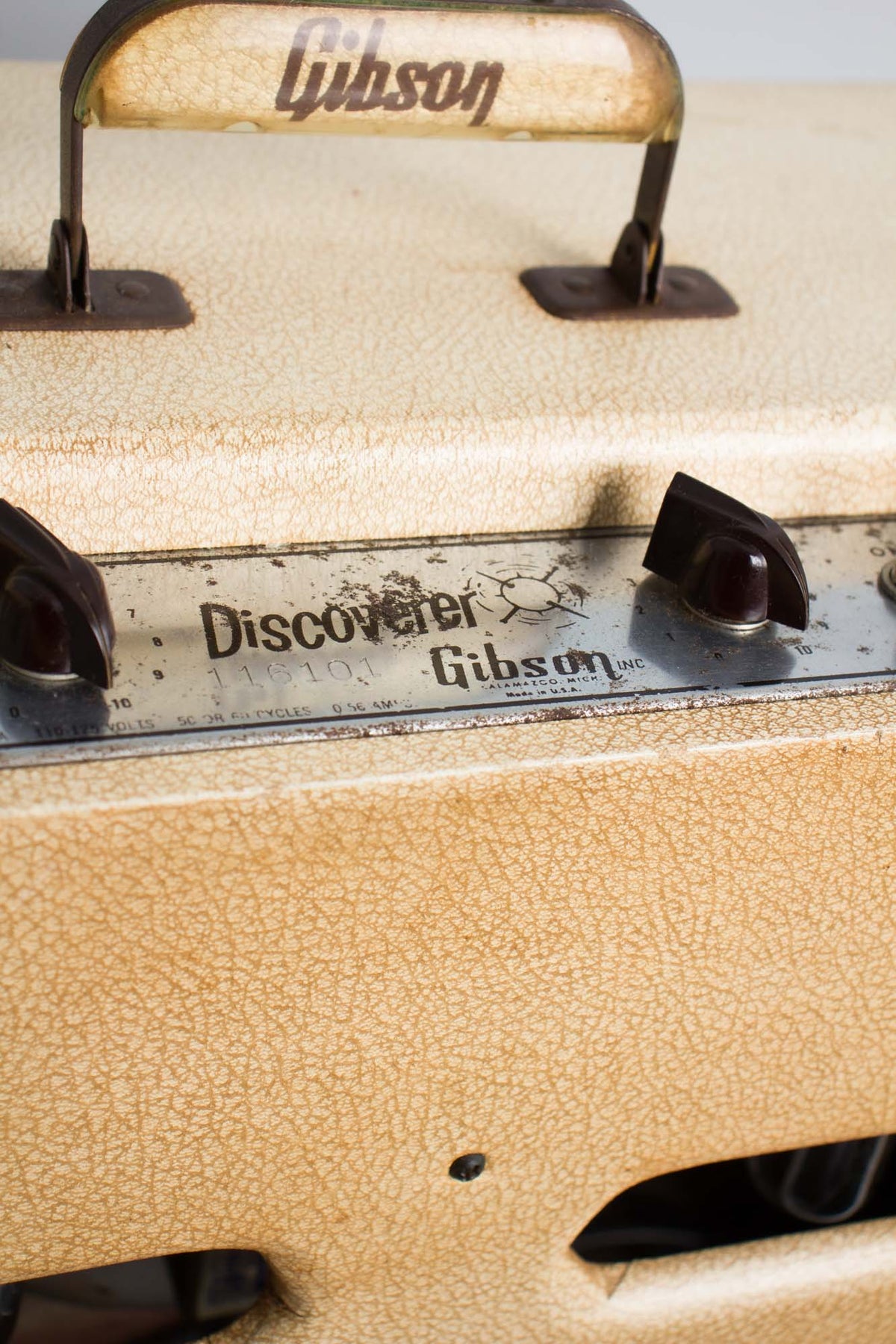 Gibson GA-8 Discoverer Tube Amplifier (1961)