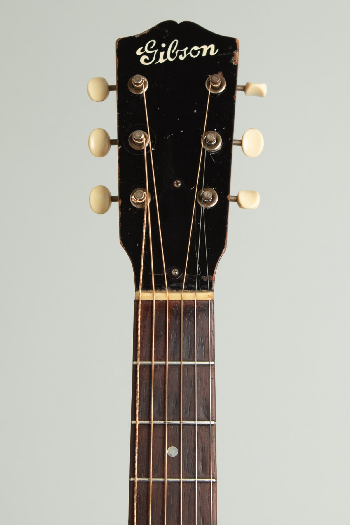 Gibson J-35 Flat Top Acoustic Guitar (1939)