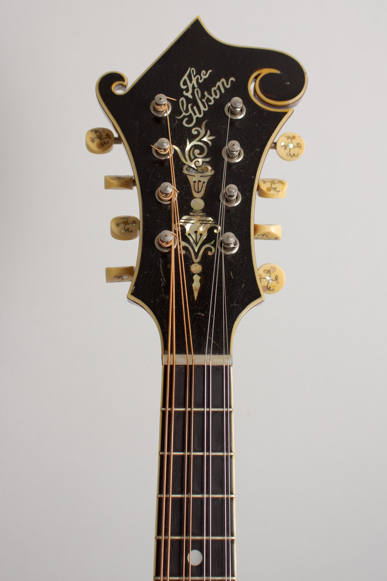 Gibson F-4 Carved Top Mandolin (1917)