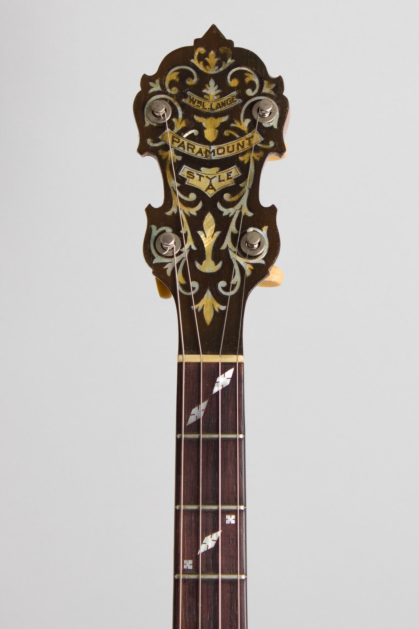 Paramount Style A Tenor Banjo (1925)