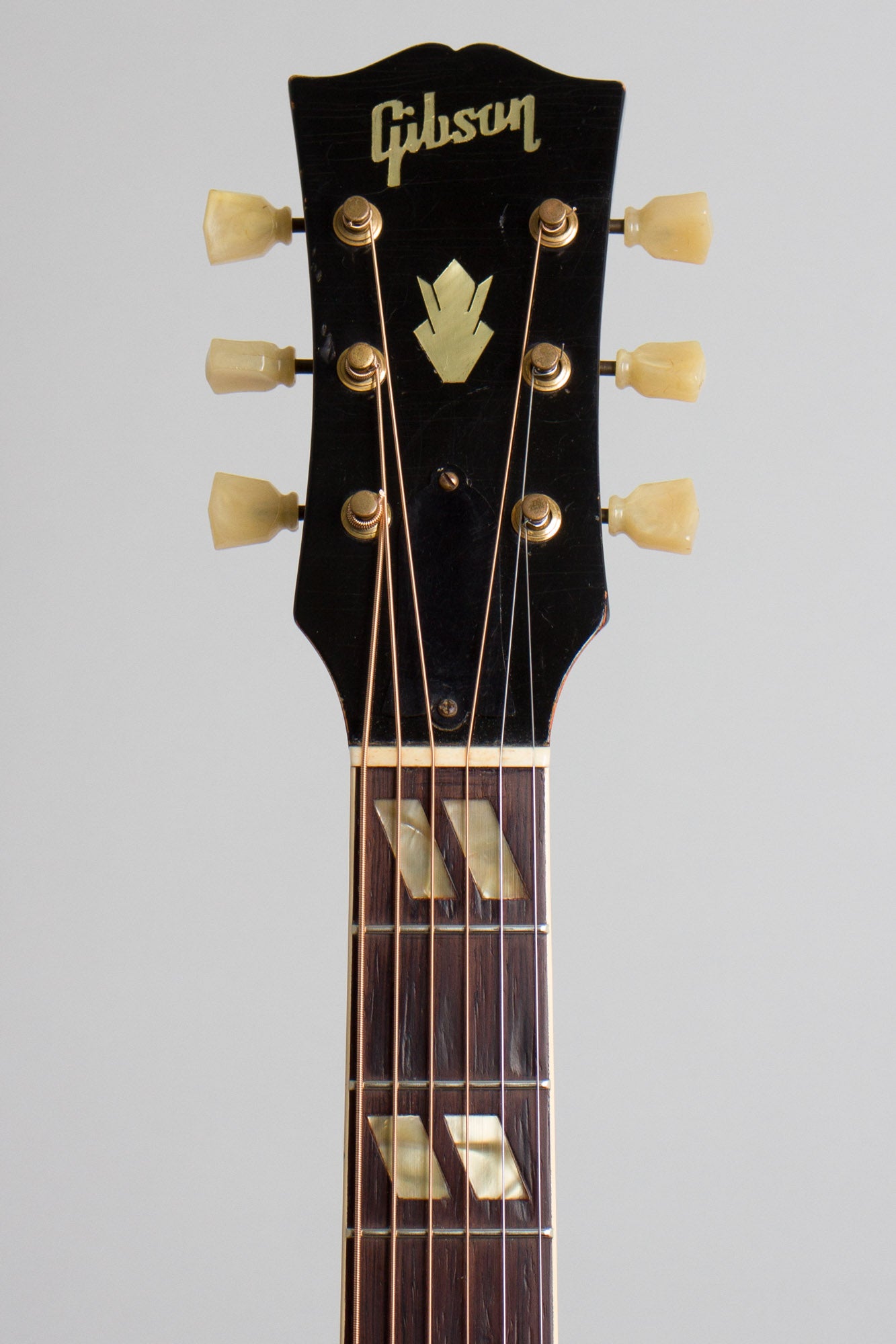Gibson J-185 Flat Top Acoustic Guitar (1951)
