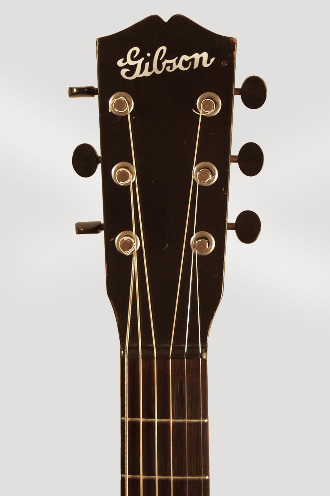 Gibson L-00 Flat Top Acoustic Guitar (1943)