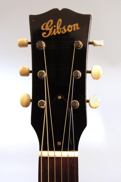 Gibson LG-2 Flat Top Acoustic Guitar (1947)