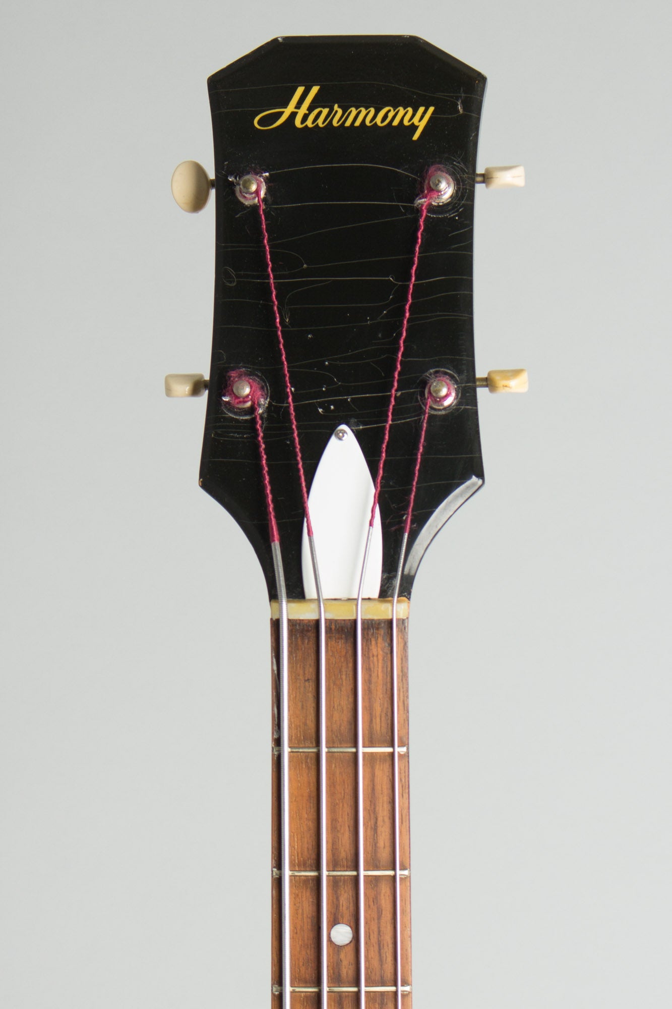 Harmony H-22 Electric Bass Guitar (1967)
