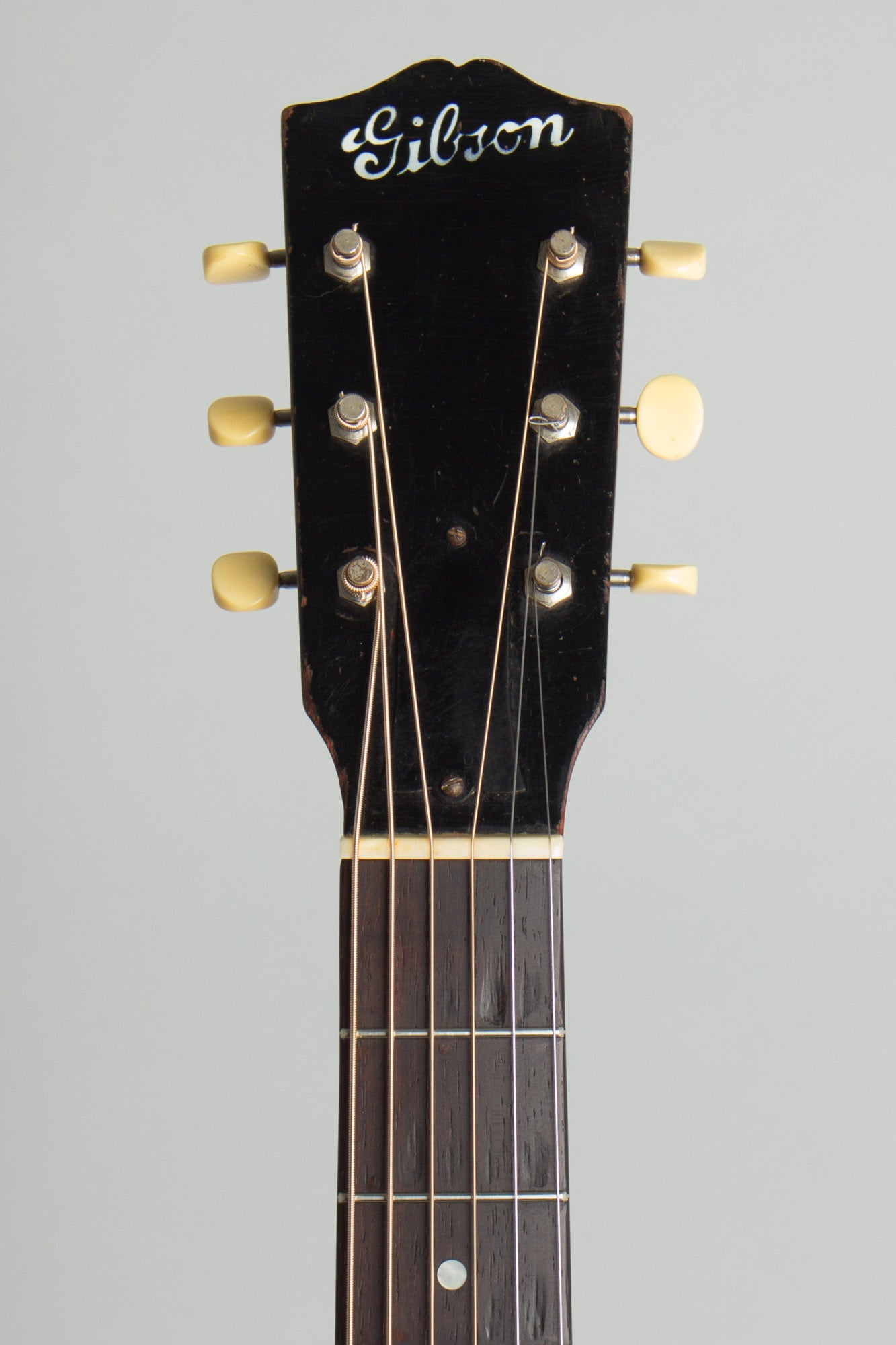 Gibson J-35 Flat Top Acoustic Guitar (1938)