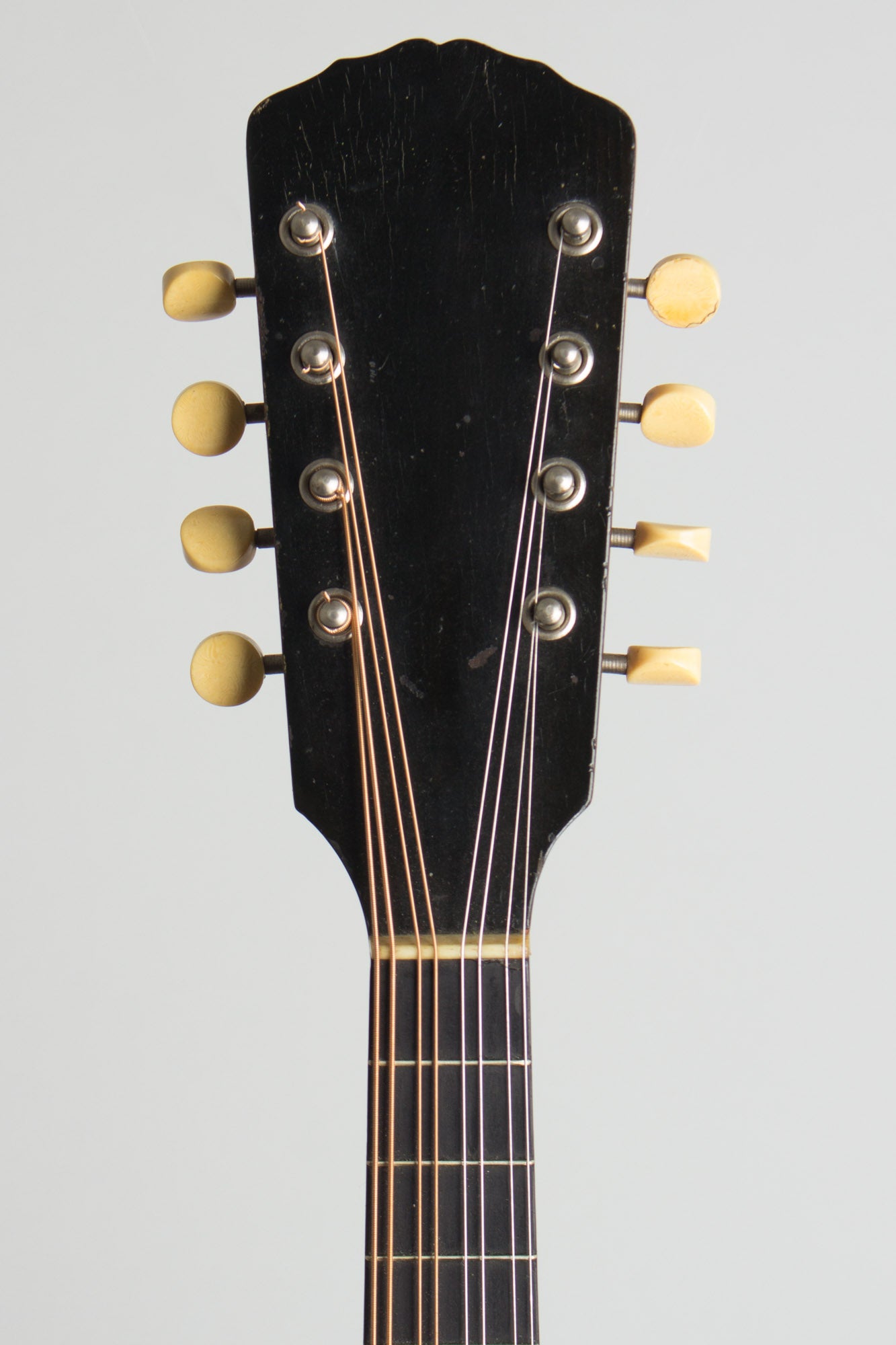 Gibson Style A Carved Top Mandolin (1910)