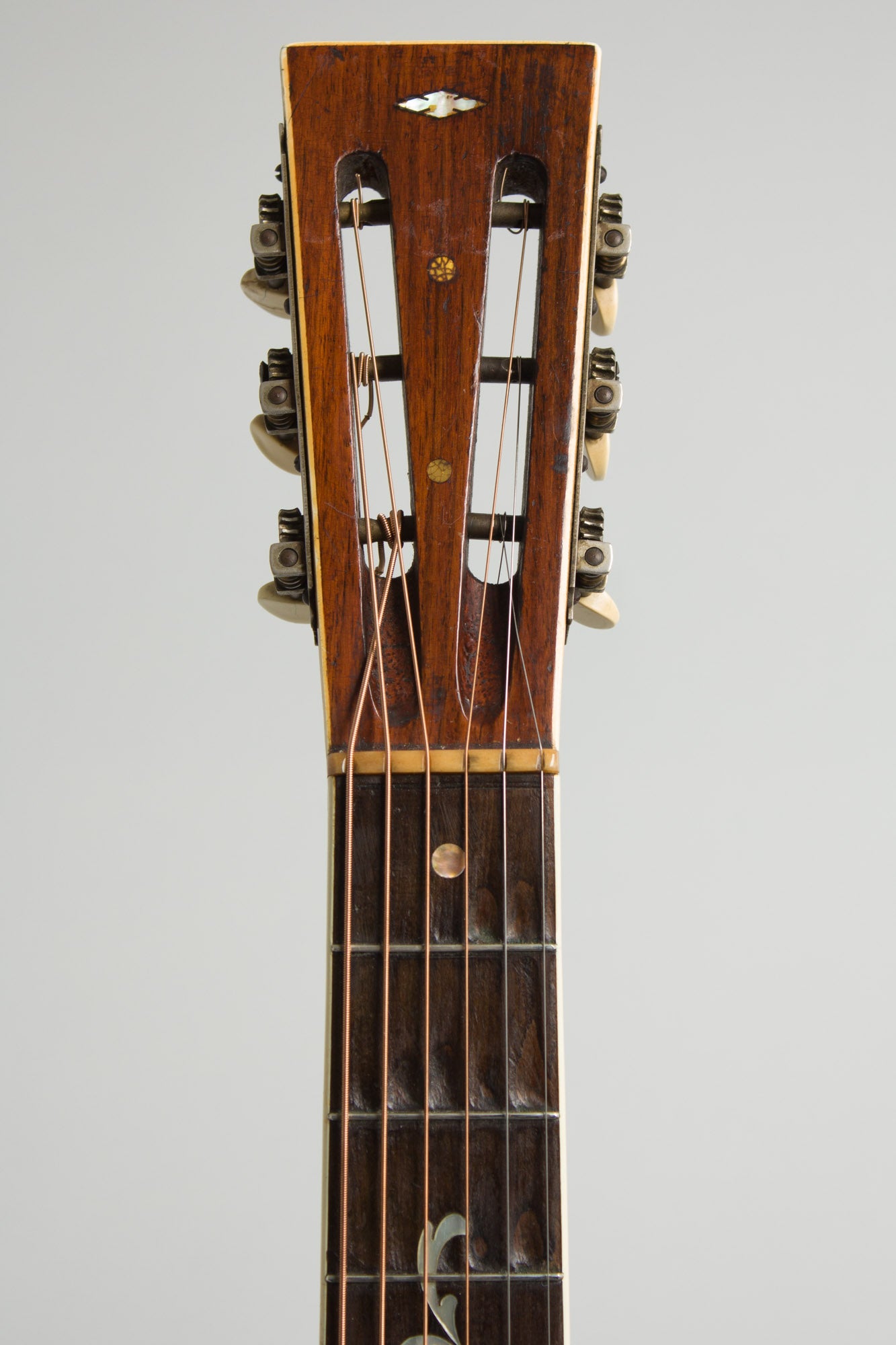 Regal Serenader Concert Size Flat Top Acoustic Guitar (1928)