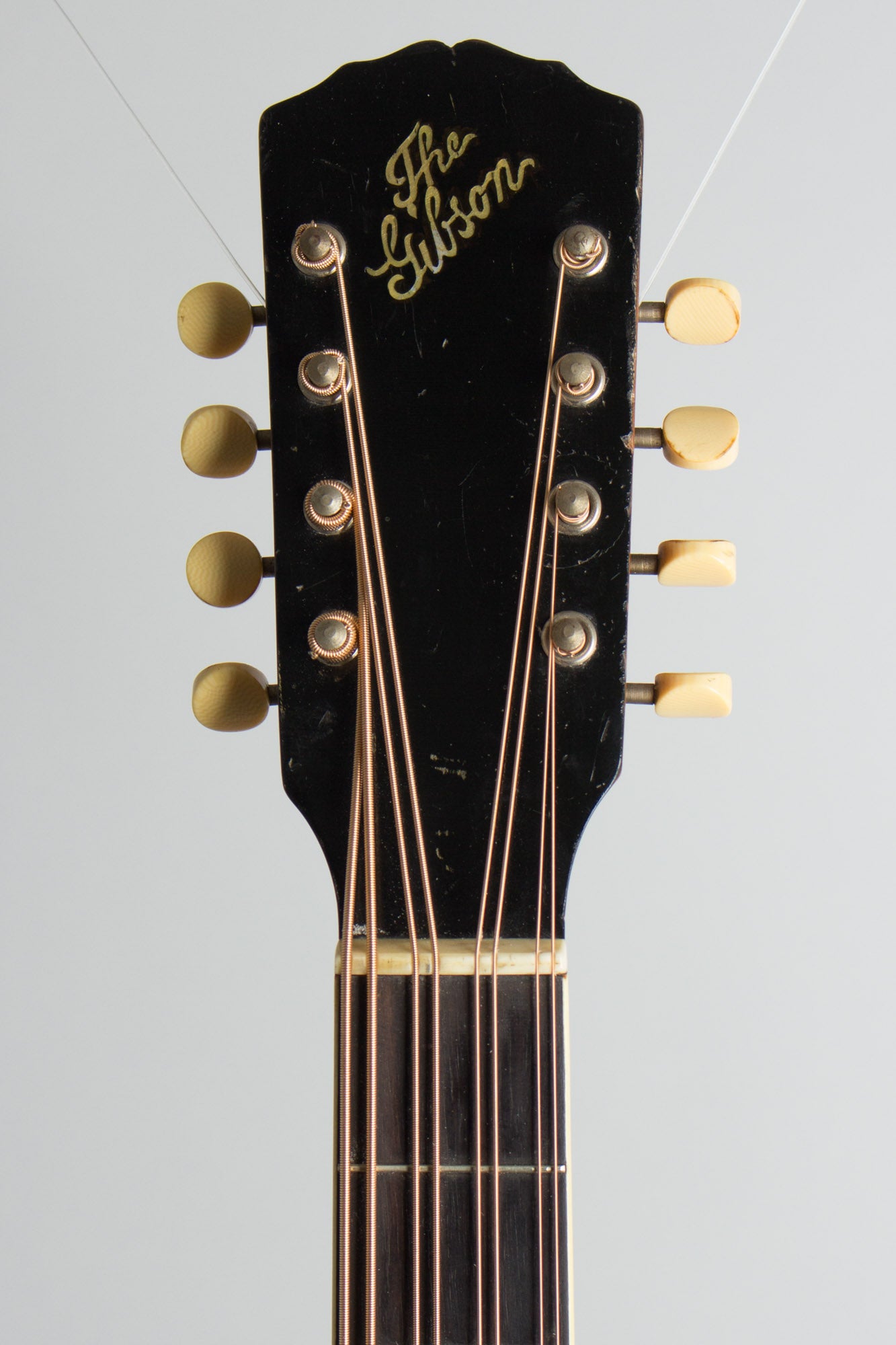 Gibson K-1 Carved Top Mandocello (1914)