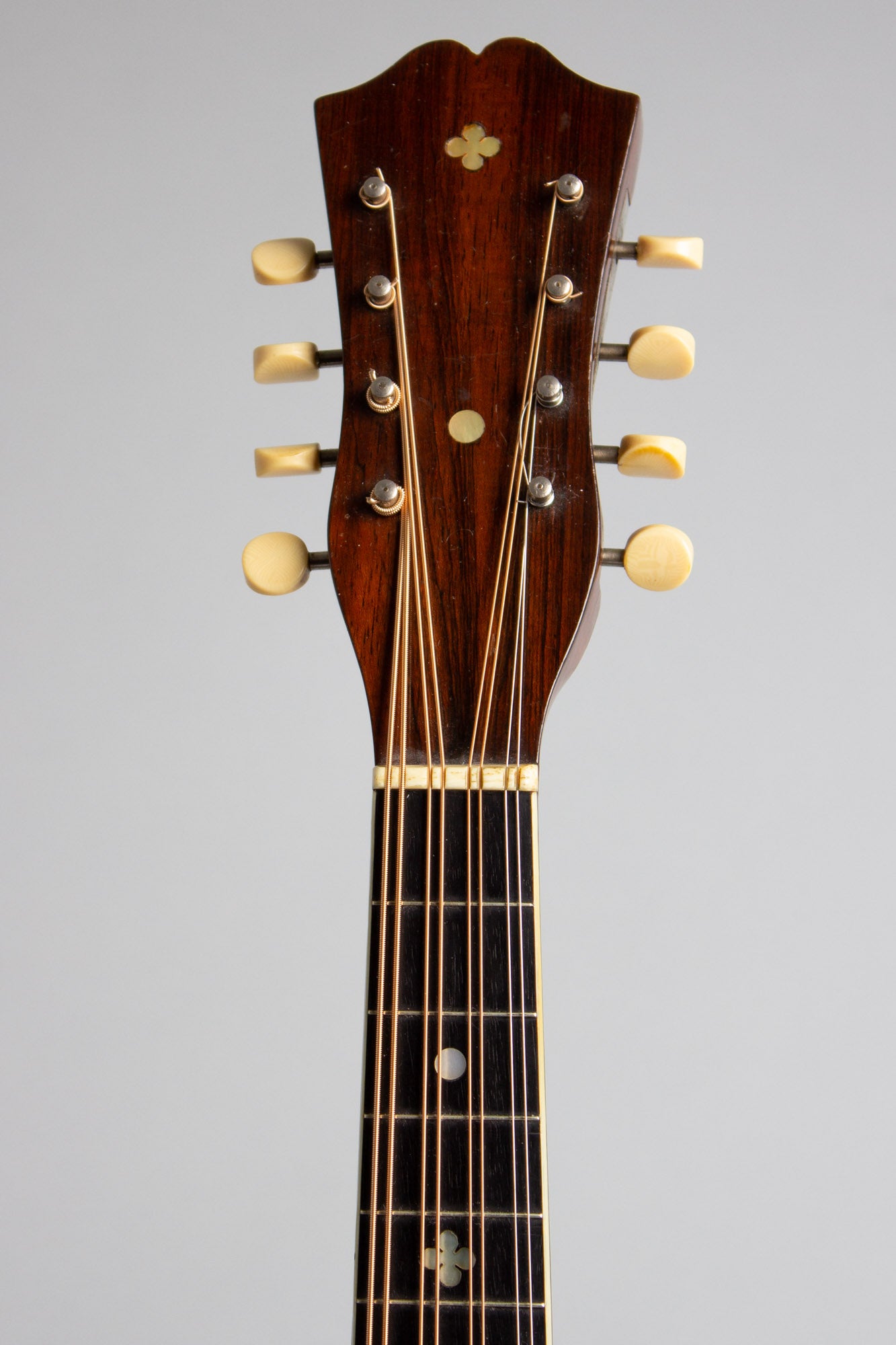 Larson Brothers Wm. Stahl Flat back, bent top Mandola (1925)