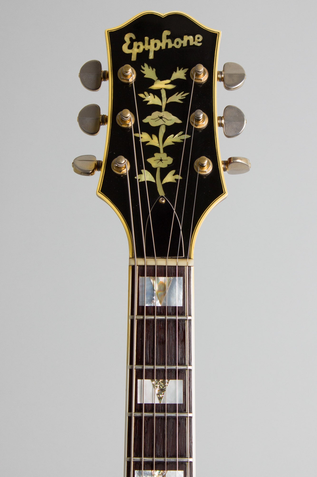 Epiphone Sheraton E212TV Arch Top Semi-Hollow Body Electric Guitar (1962)