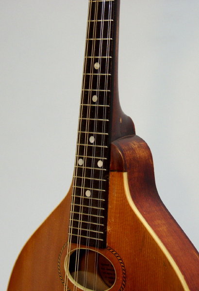 Gibson Style A Carved Top Mandolin (1918)