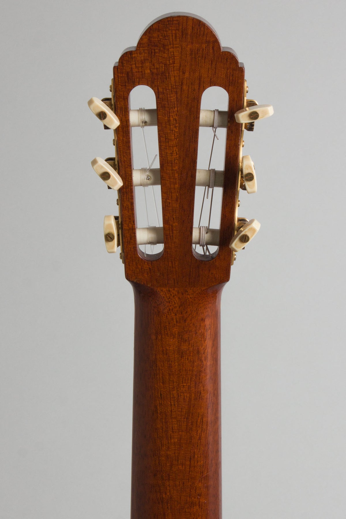 Manuel Velazquez Classical Guitar (1990)
