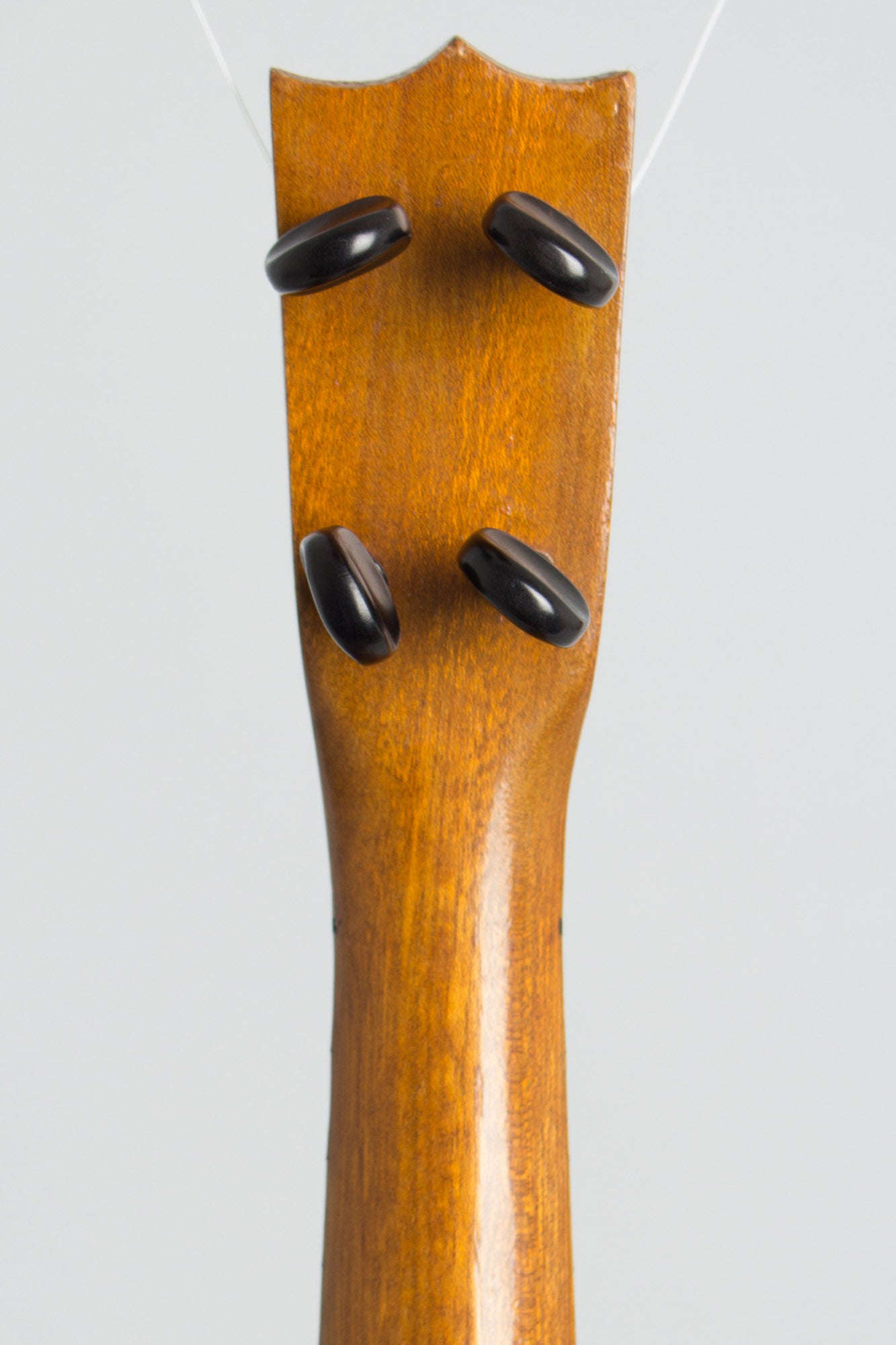 Lyon & Healy Conservatory Soprano Ukulele (1920)