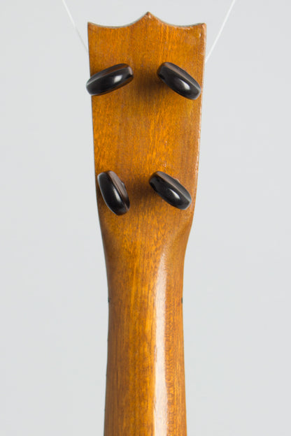 Lyon & Healy Conservatory Soprano Ukulele (1920)