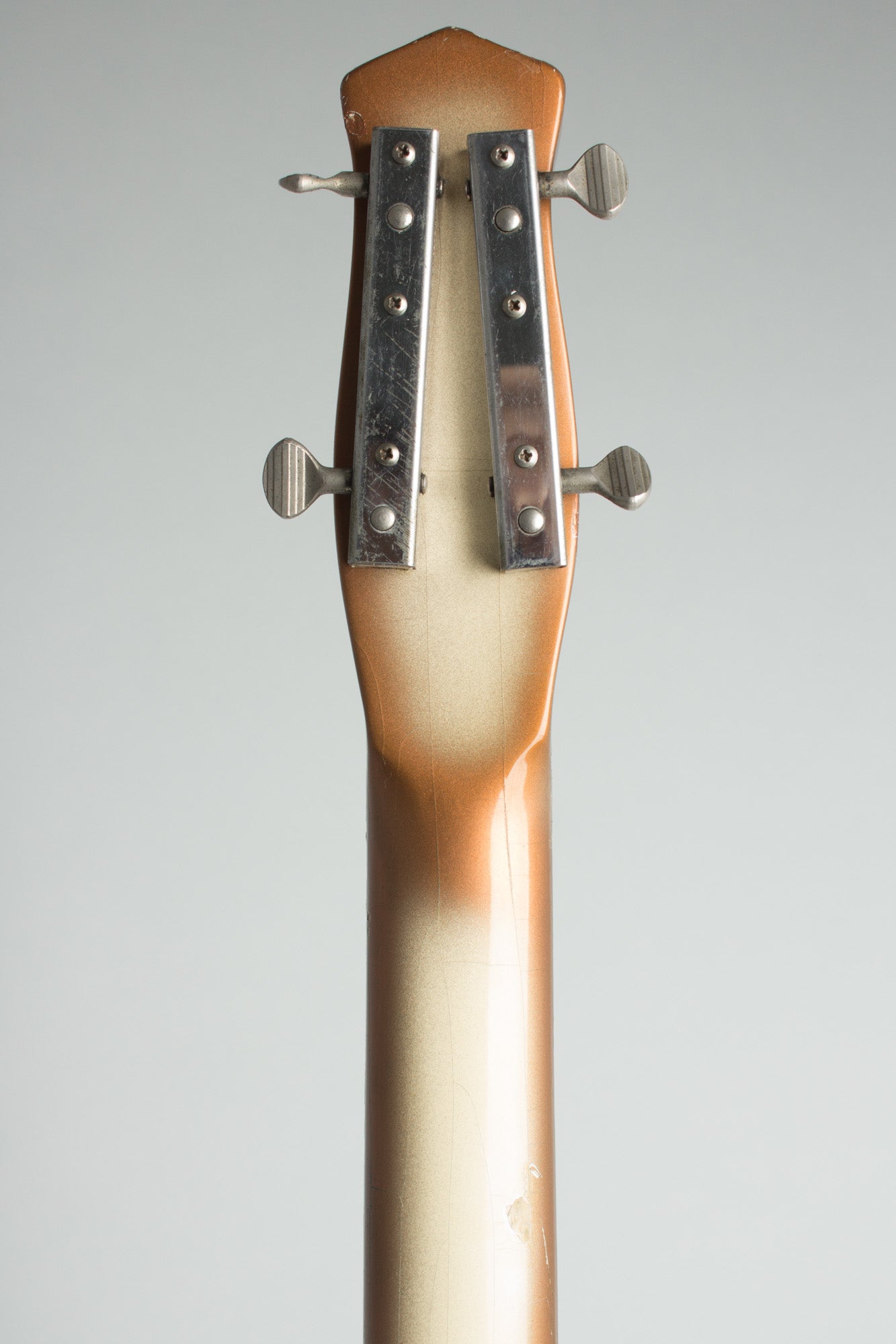 Danelectro Longhorn Model 4423 Electric Bass Guitar (1966)