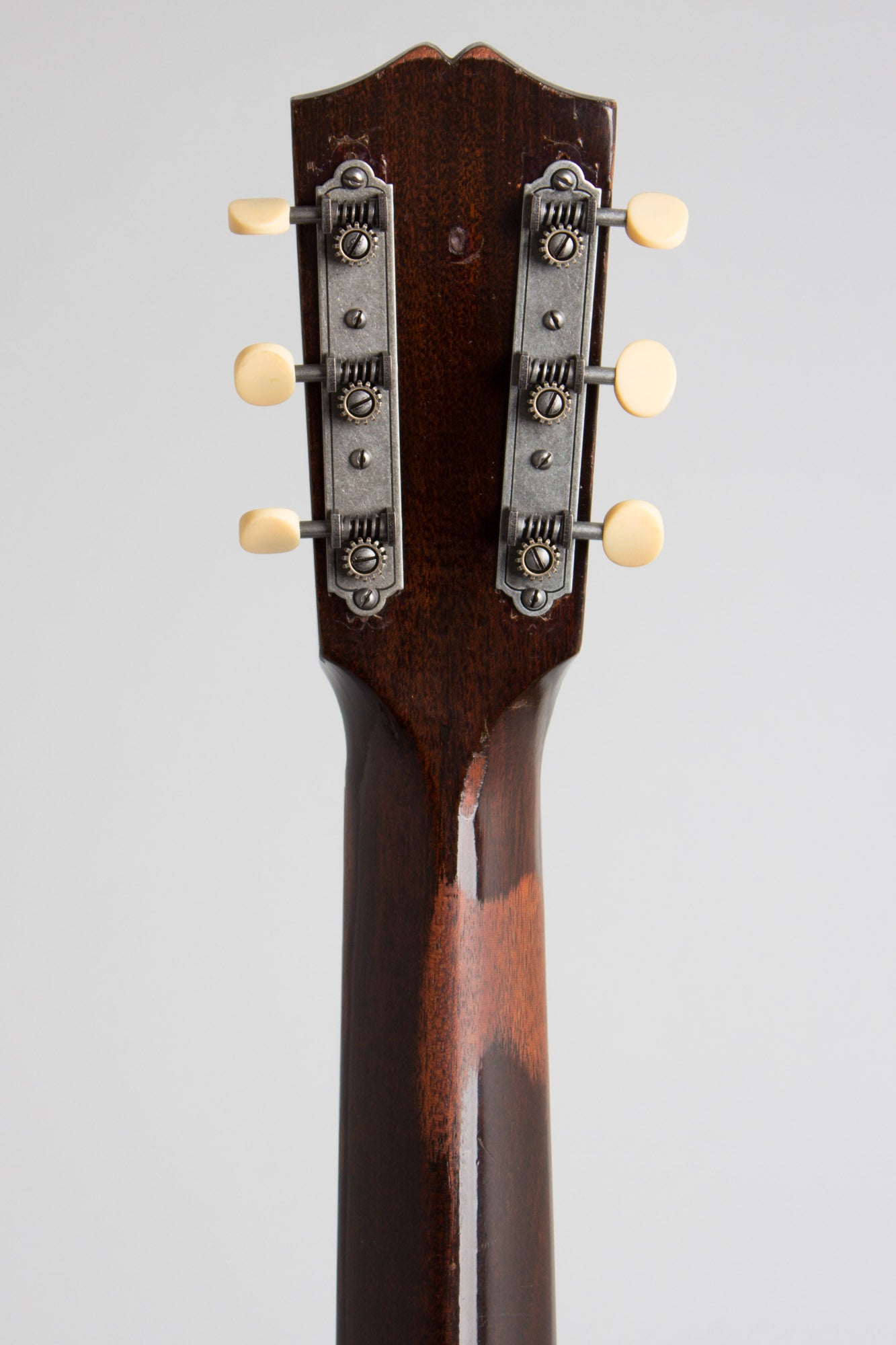 Gibson L-00 Flat Top Acoustic Guitar (1936)