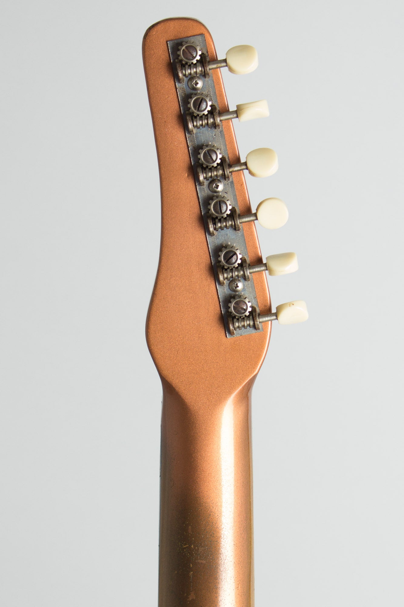 Danelectro Silvertone Model 1415L Semi-Hollow Body Electric Guitar (1961)