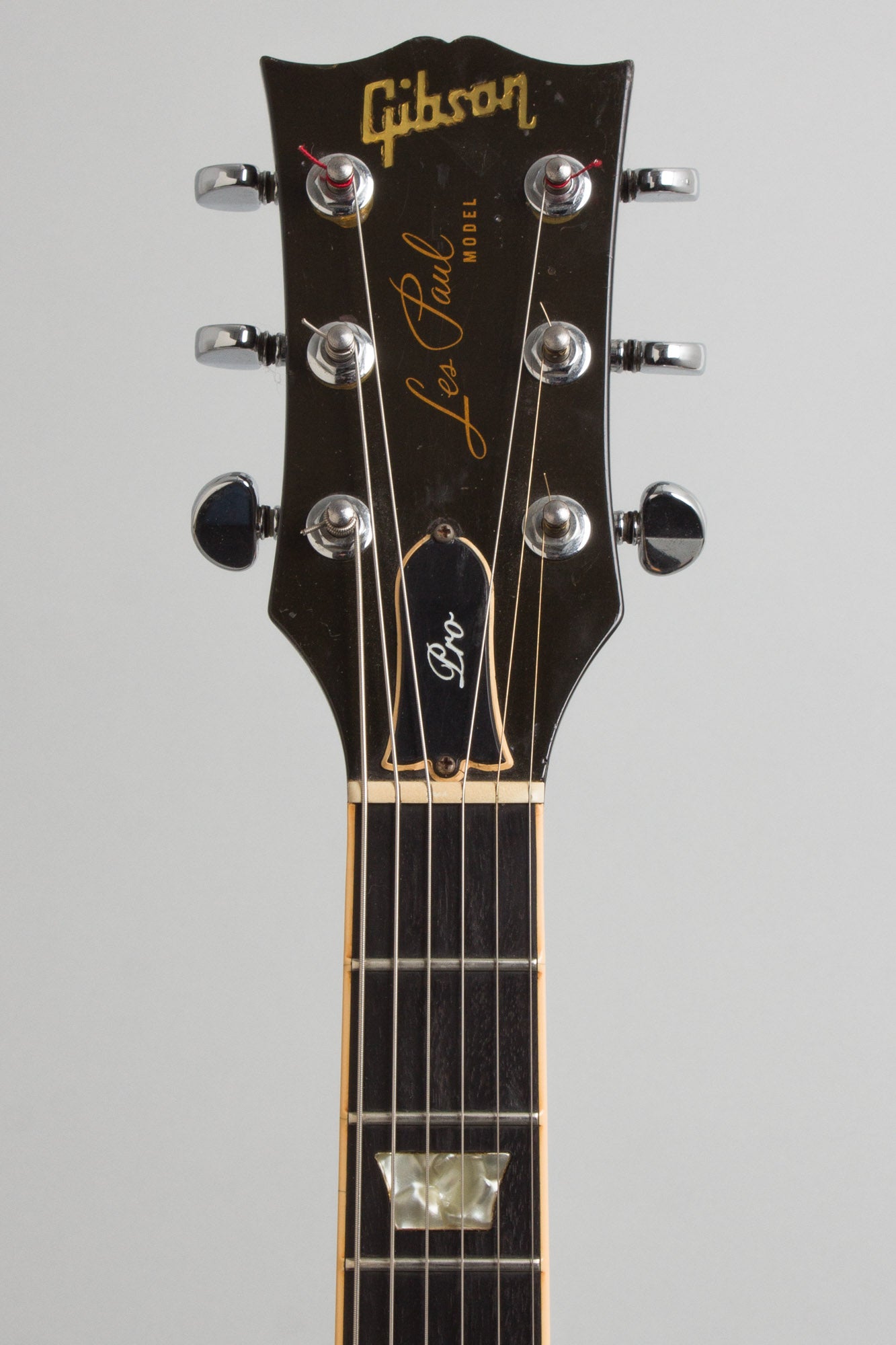 Gibson Les Paul Pro Deluxe Solid Body Electric Guitar (1977)