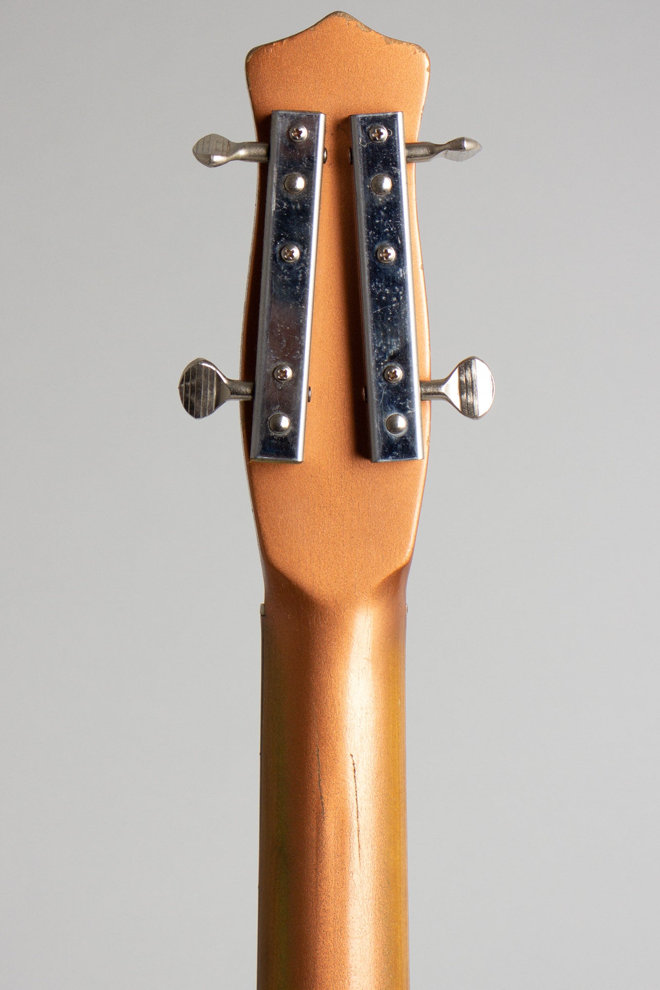 Danelectro Shorthorn Model 3412 Electric Bass Guitar (1965)