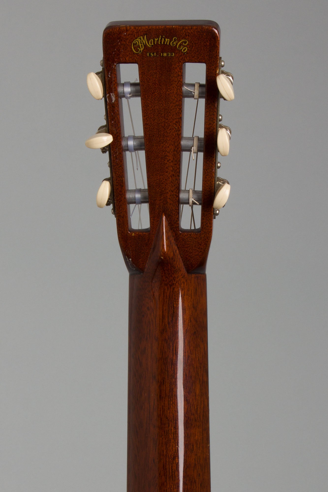 C. F. Martin 00-28G Classical Guitar (1960)