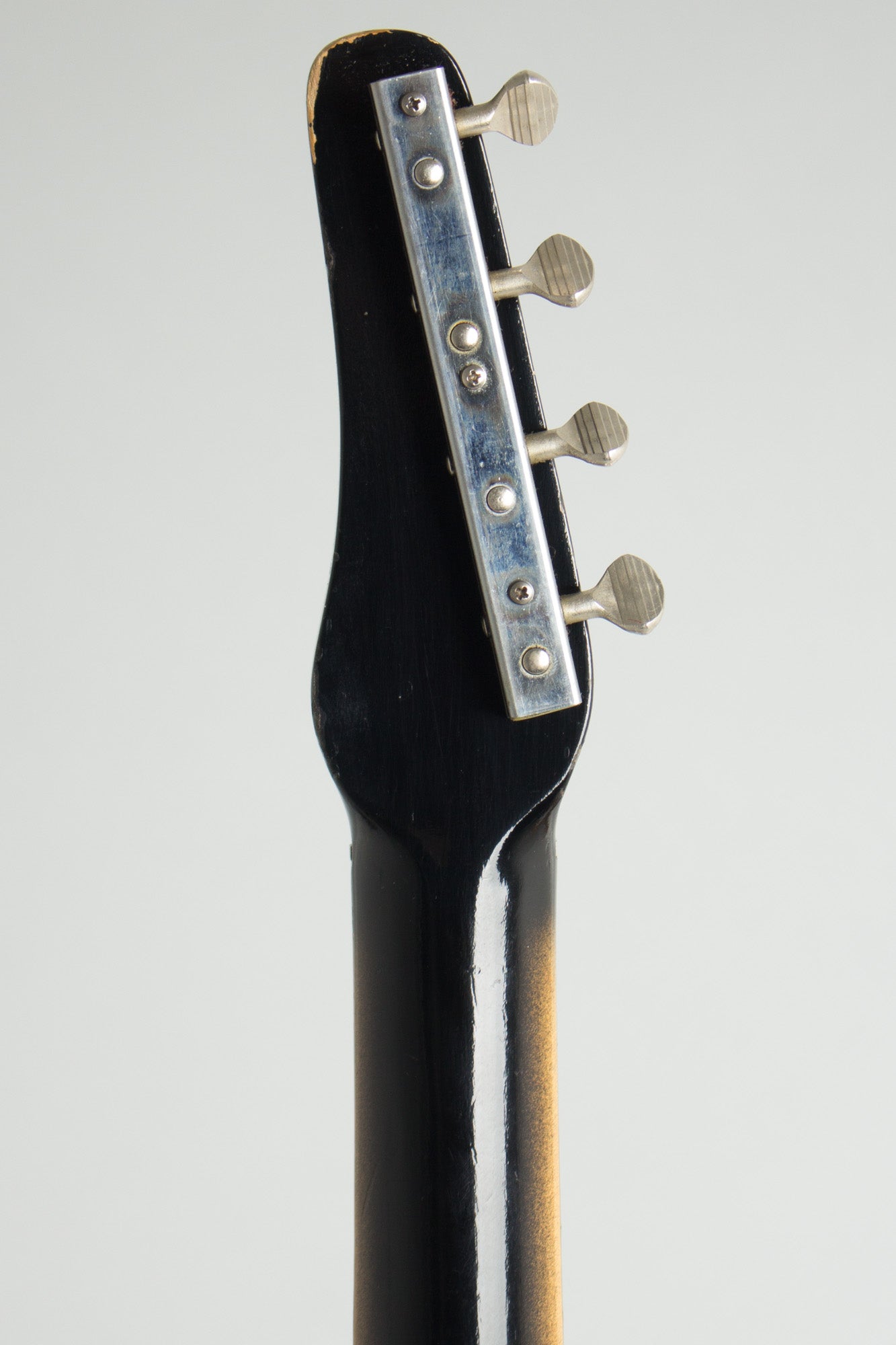 Danelectro Silvertone Model 1444 Electric Bass Guitar (1965)