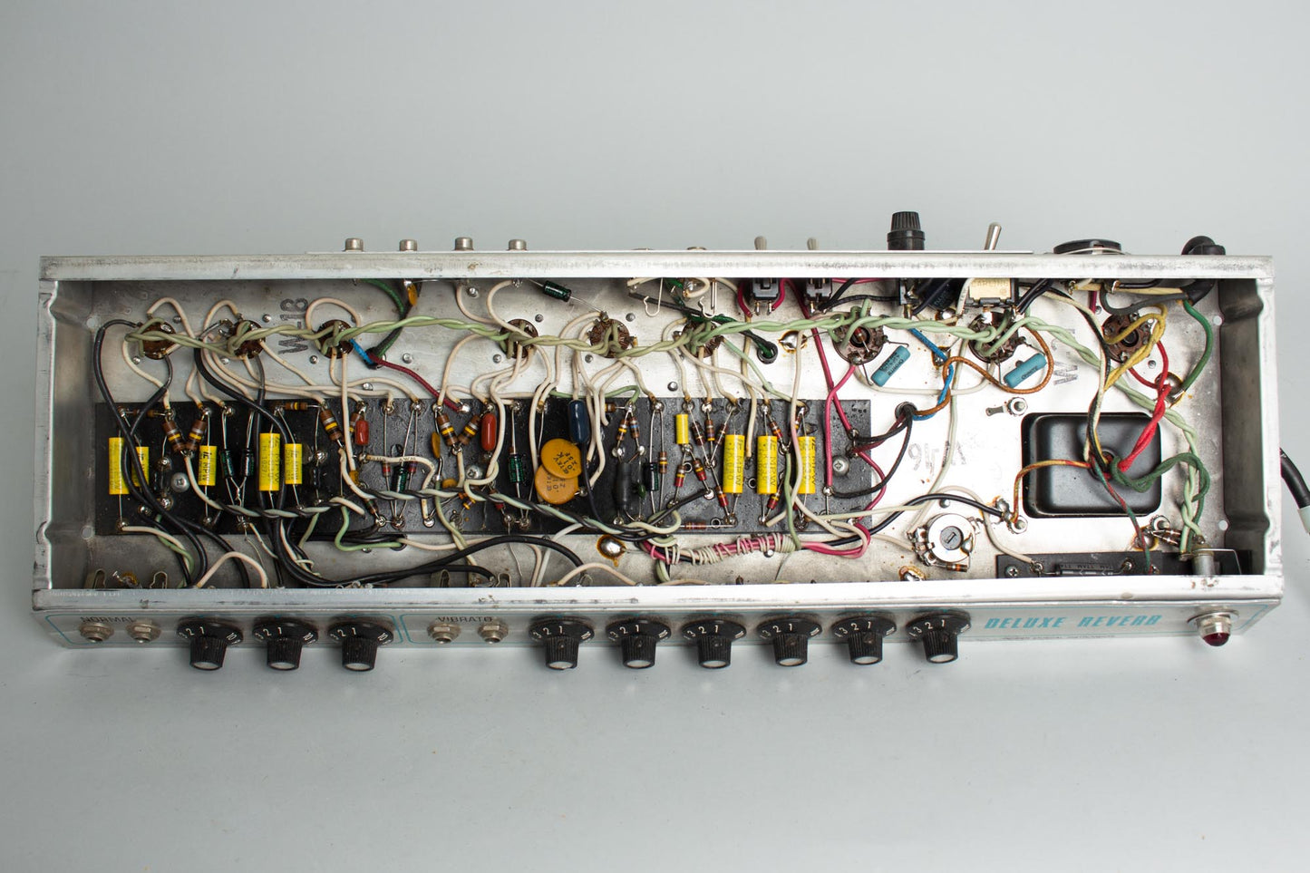 Fender Deluxe Reverb Tube Amplifier (1975)