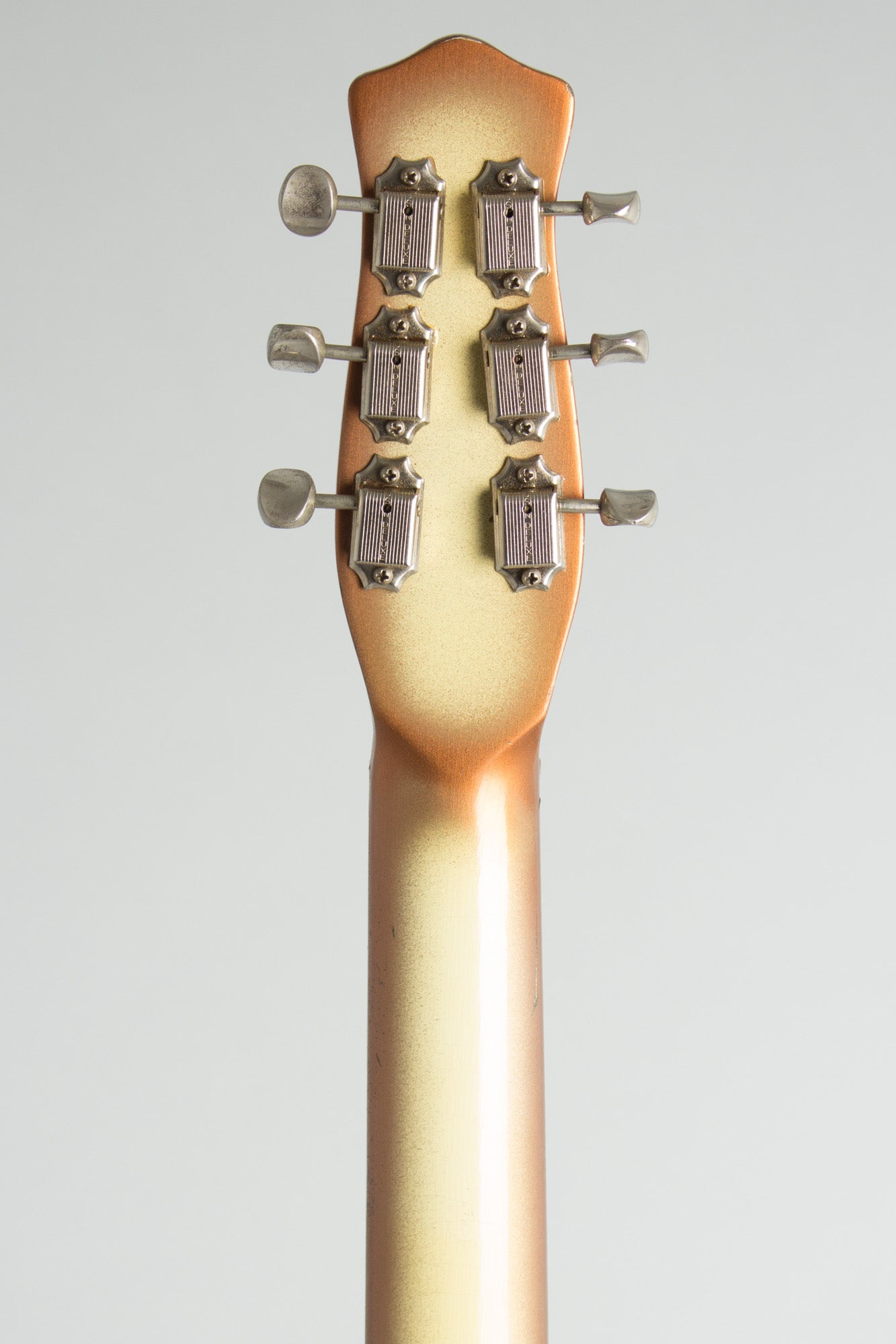 Danelectro Longhorn Model 4623 Electric 6-String Bass Guitar (1958)