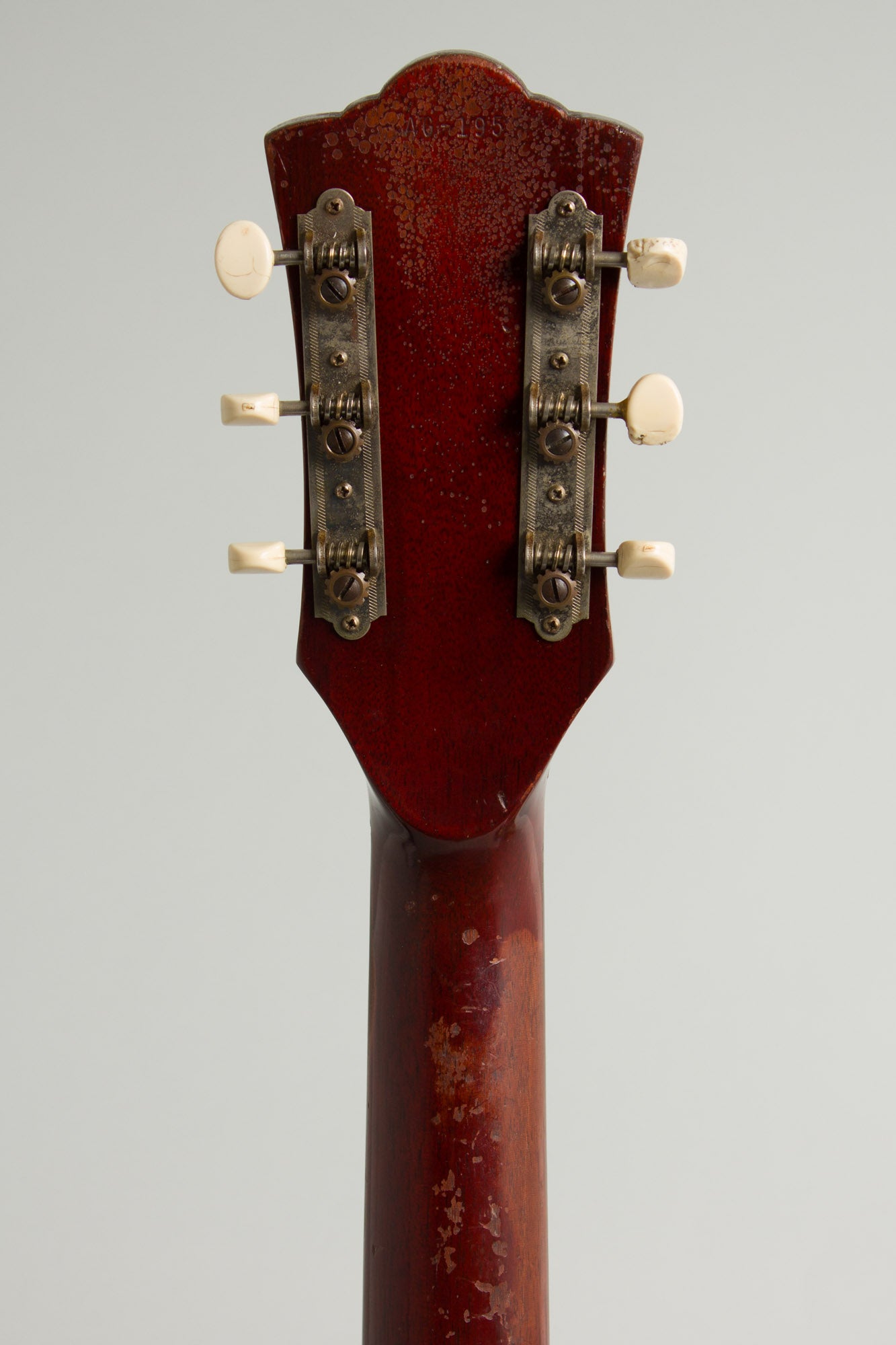 Guild F-20 Flat Top Acoustic Guitar (1965)