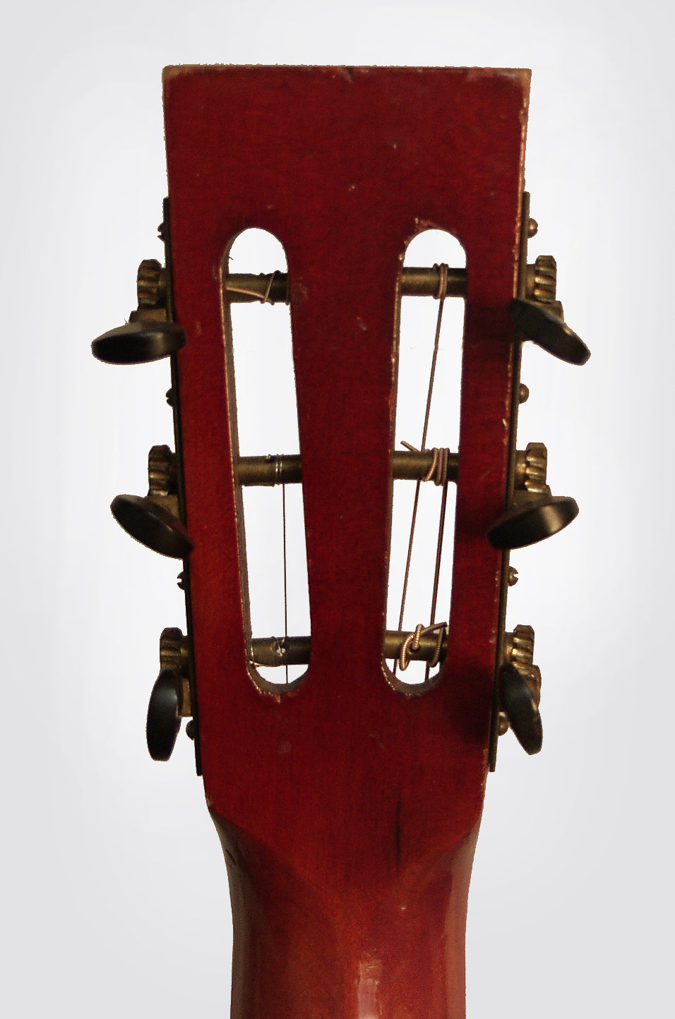 Harmony Parlor Guitar (1924)