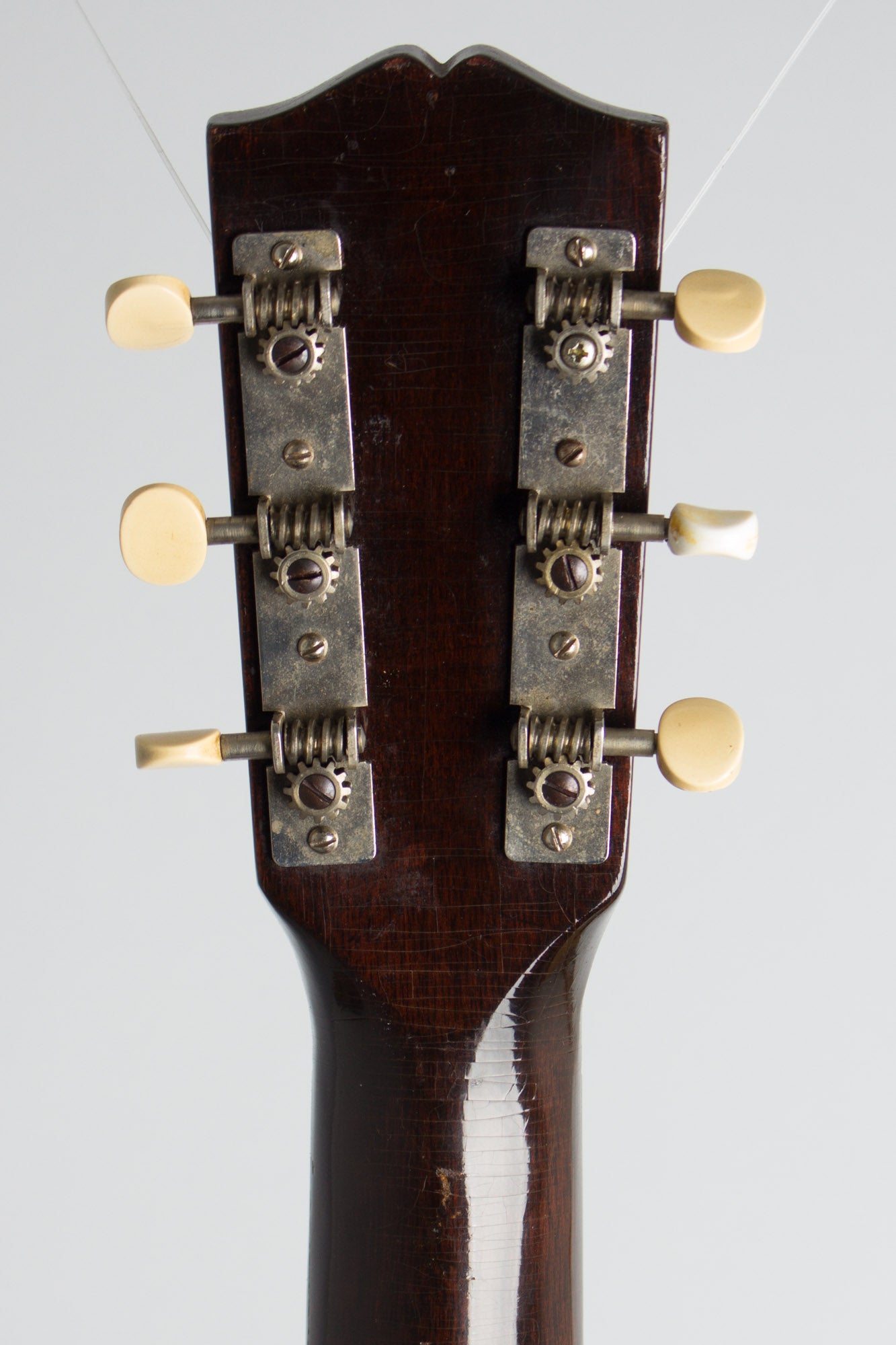 Gibson L-00 Flat Top Acoustic Guitar (1934)
