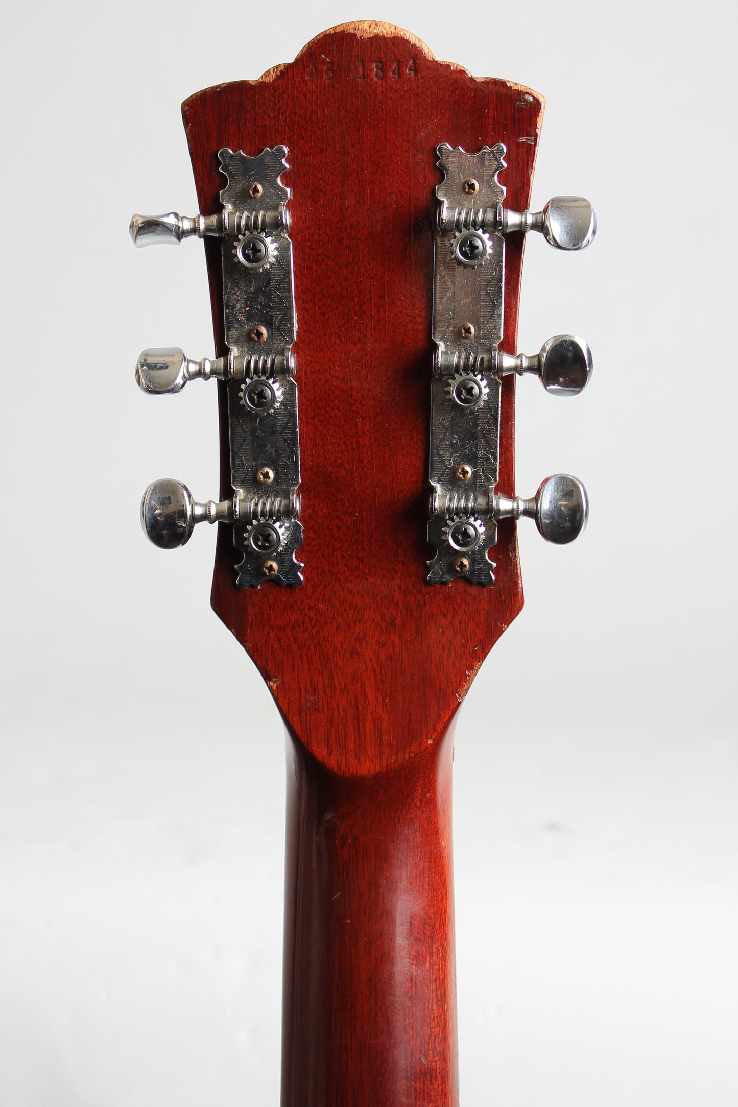 Guild F-20 Flat Top Acoustic Guitar (1967)