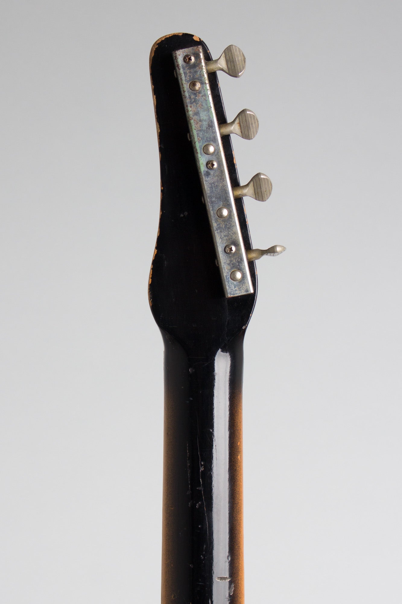 Danelectro Silvertone Model 1444 Electric Bass Guitar (1965)