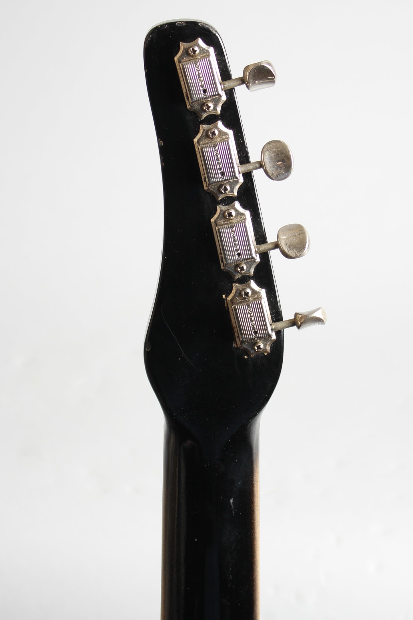 Danelectro Silvertone Model 1444 Electric Bass Guitar (1964)