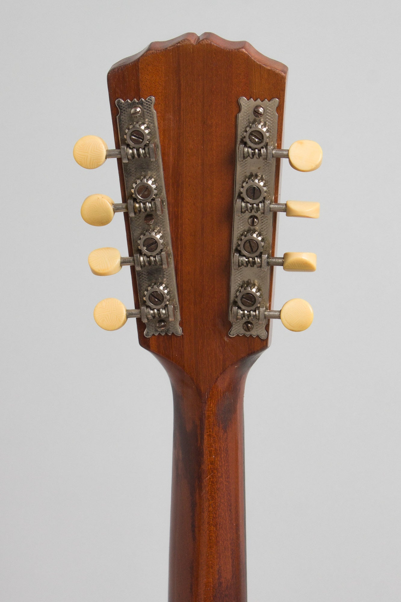 Gibson Style A Carved Top Mandolin (1920)